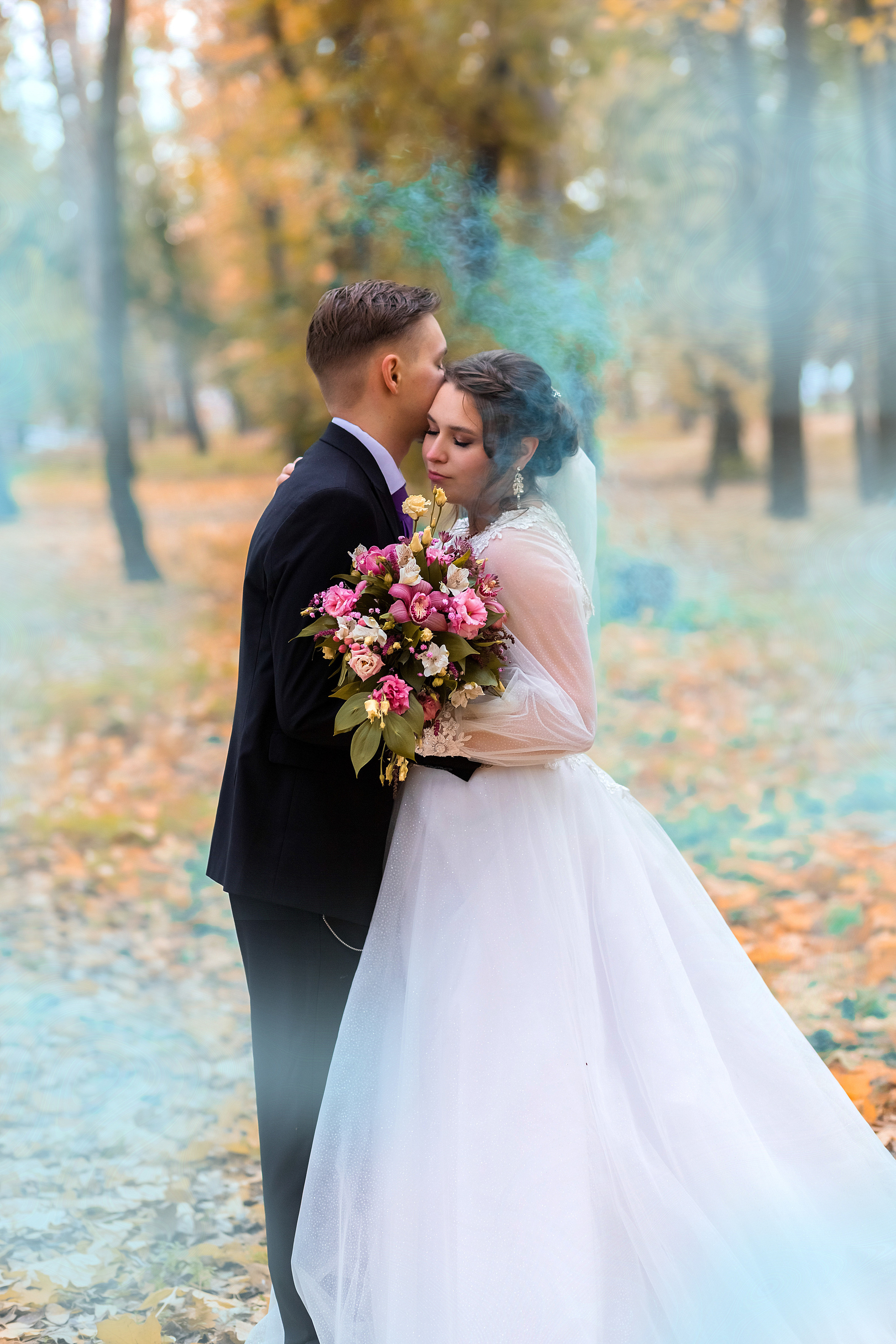 Красивая осенняя прогулка Ирины и Владимира. Фотограф в Самарской области Елизавета Чагеева