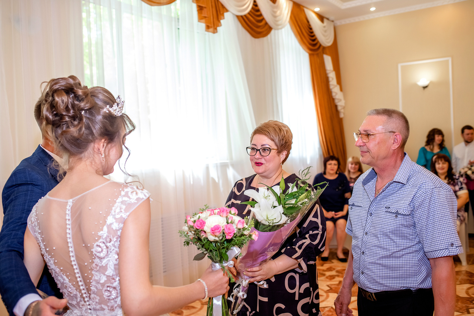 Двухчасовая свадьба Дмитрия и Дарьи. Фотограф в Самарской области Елизавета Чагеева