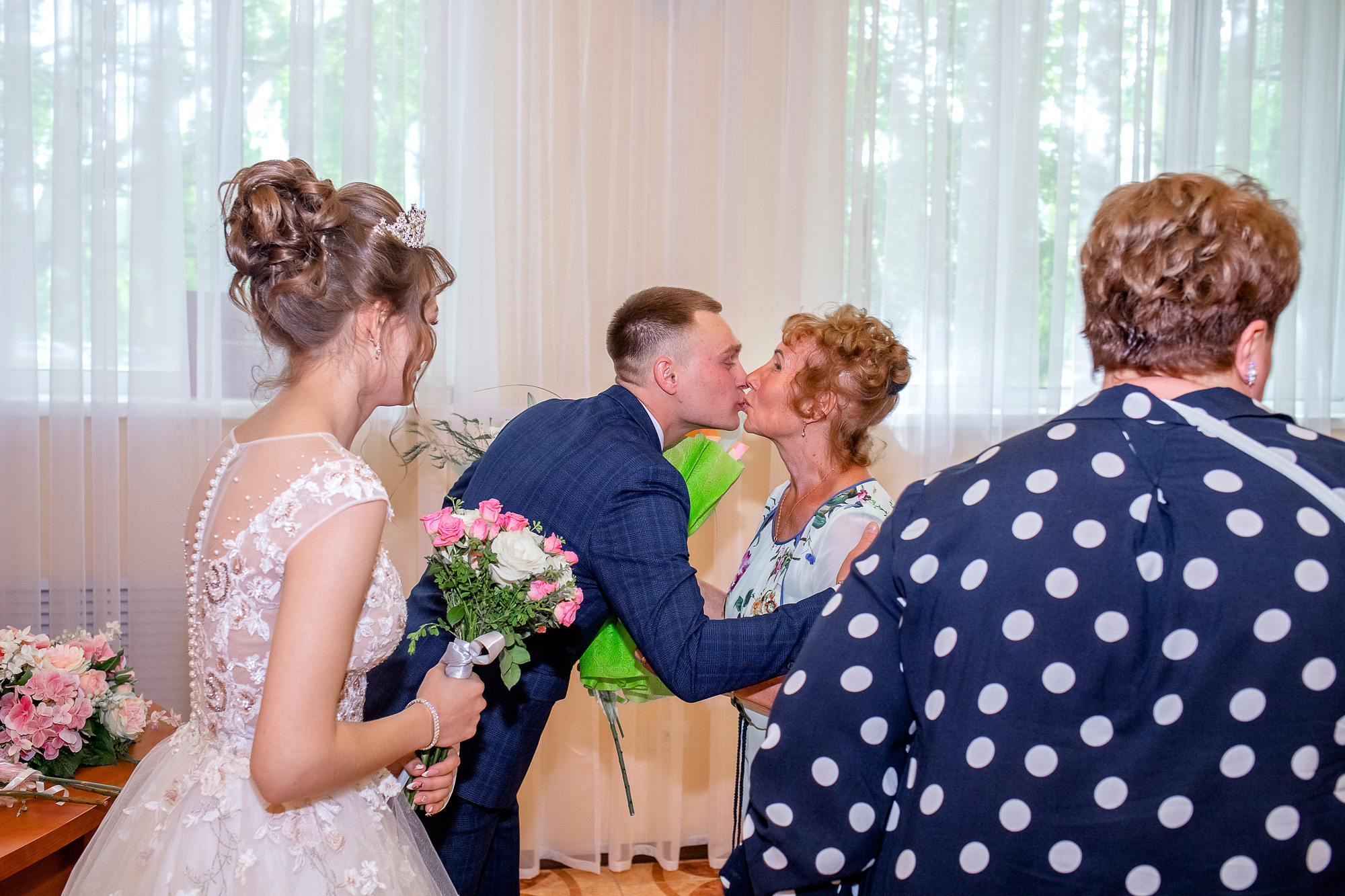 Двухчасовая свадьба Дмитрия и Дарьи. Фотограф в Самарской области Елизавета Чагеева