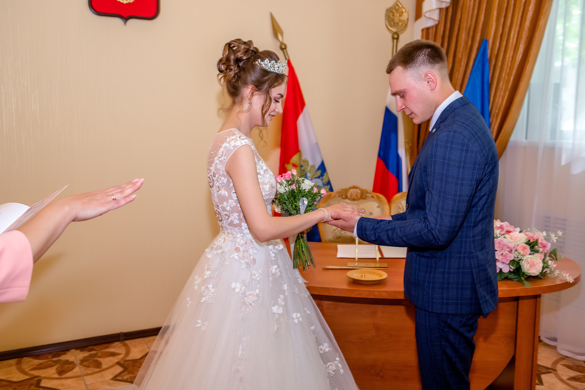 Двухчасовая свадьба Дмитрия и Дарьи. Фотограф в Самарской области Елизавета Чагеева