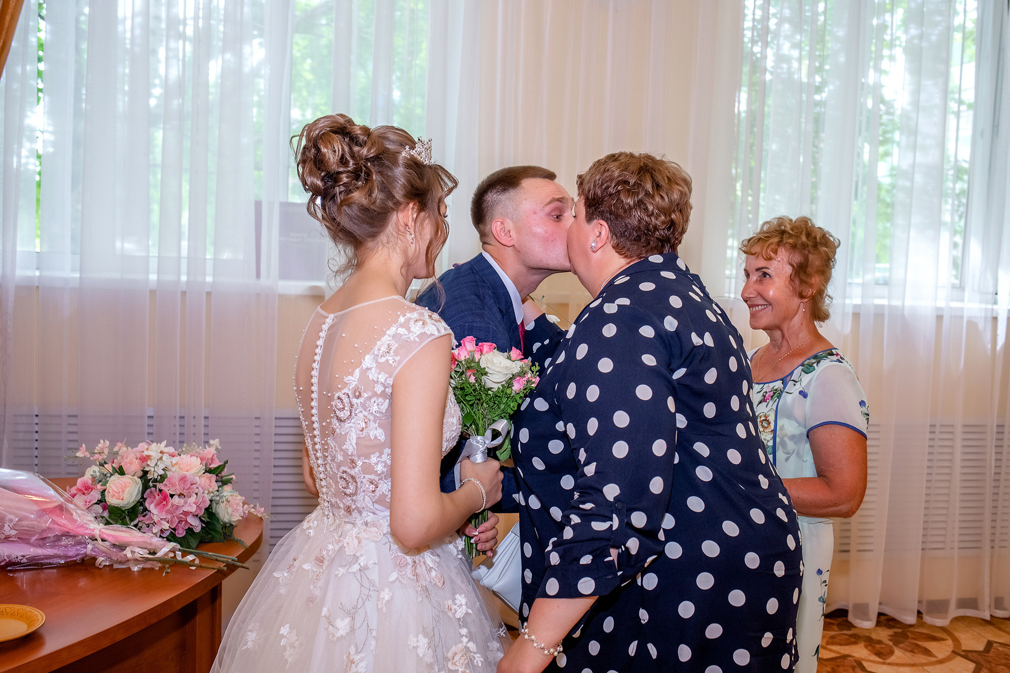 Двухчасовая свадьба Дмитрия и Дарьи. Фотограф в Самарской области Елизавета Чагеева