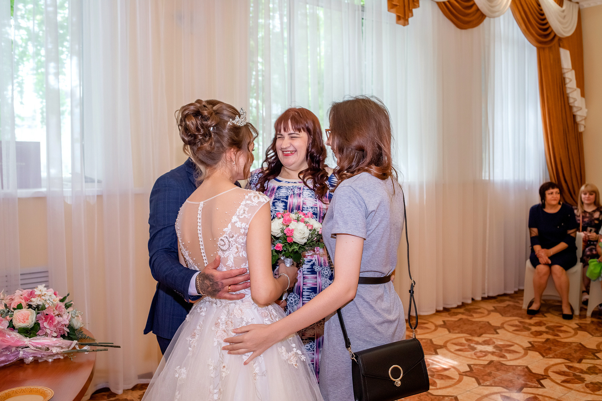 Двухчасовая свадьба Дмитрия и Дарьи. Фотограф в Самарской области Елизавета Чагеева