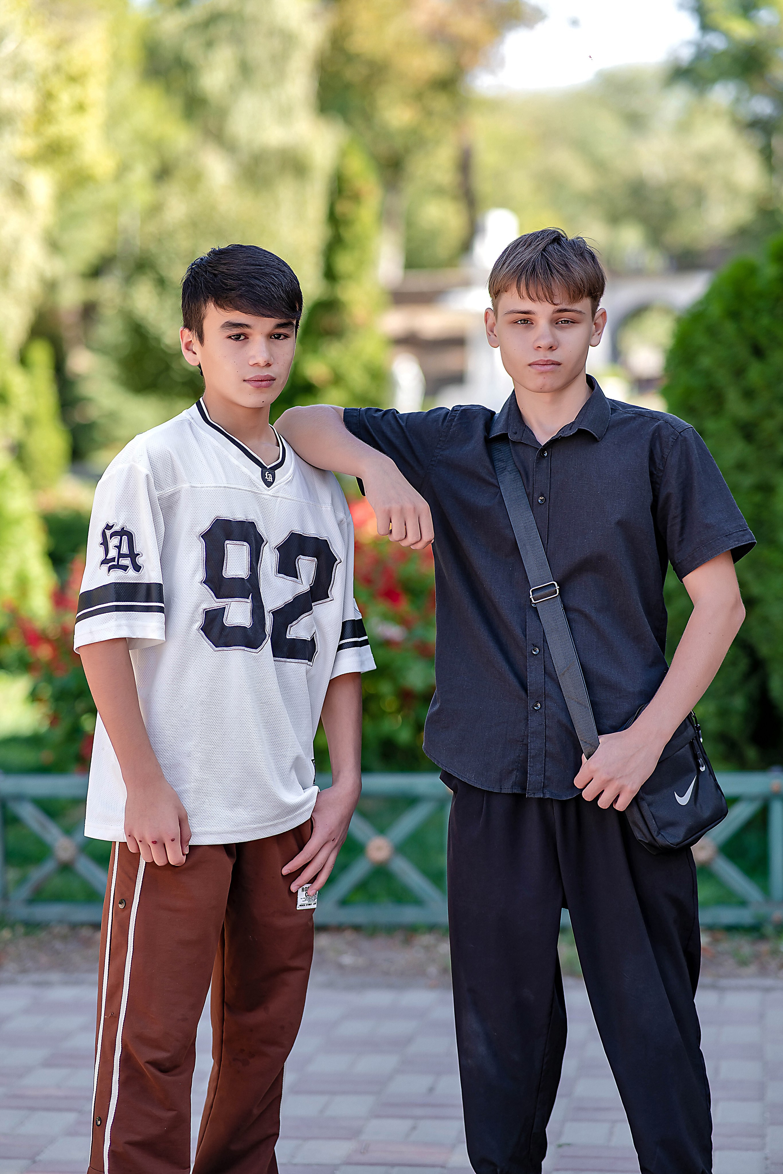 Выпускные (школьные) альбомы (книги) в Ростове-на-Дону. Современные Выпускные Альбомы в Ростове-на-Дону