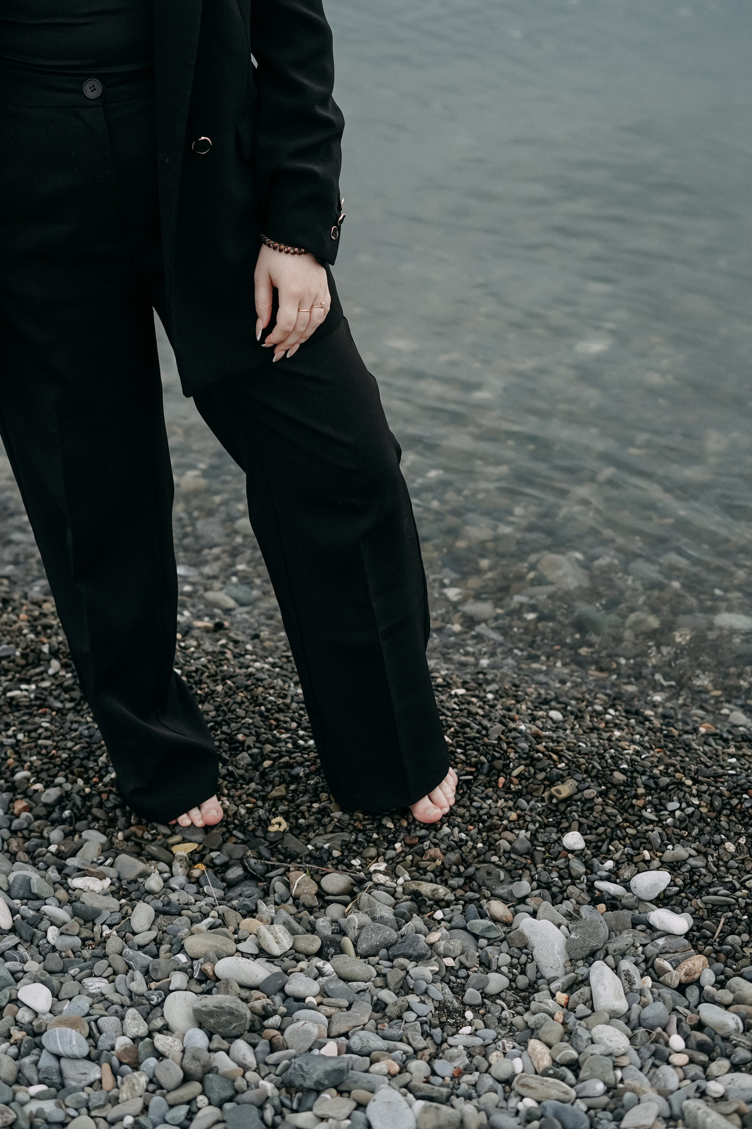 Даша и Артём на пляже Ривьера. Фотограф в Сочи и Абхазии | Фототуры | September Air