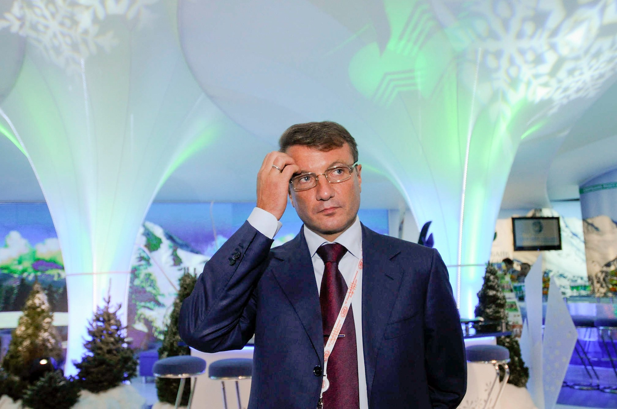 Герман Греф, председатель Сбербанка, на международном инвестиционном форуме в Сочи в 2009 году. Съемка для РИАновости.