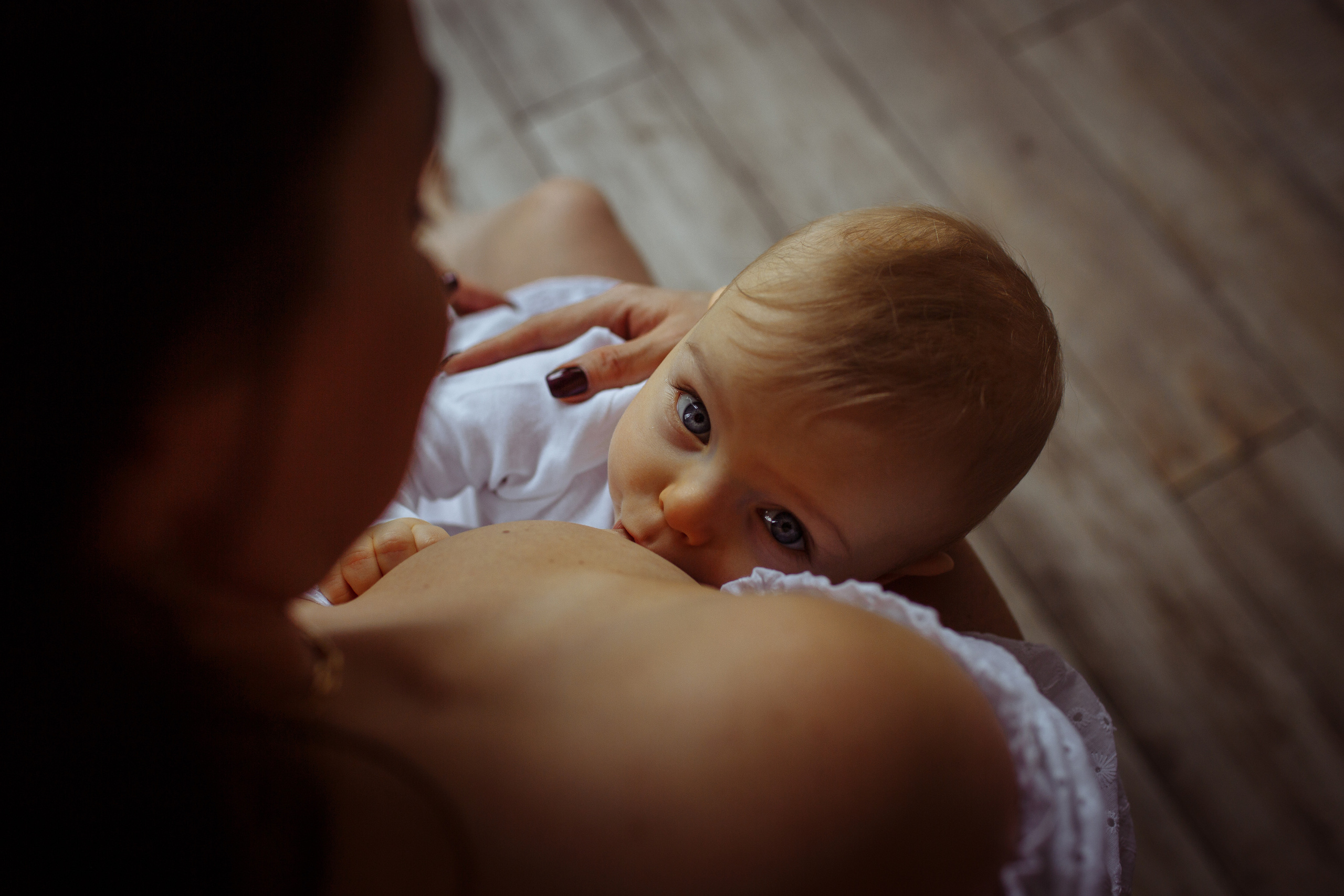 Фотосессия в молочной ванне мама и малыш