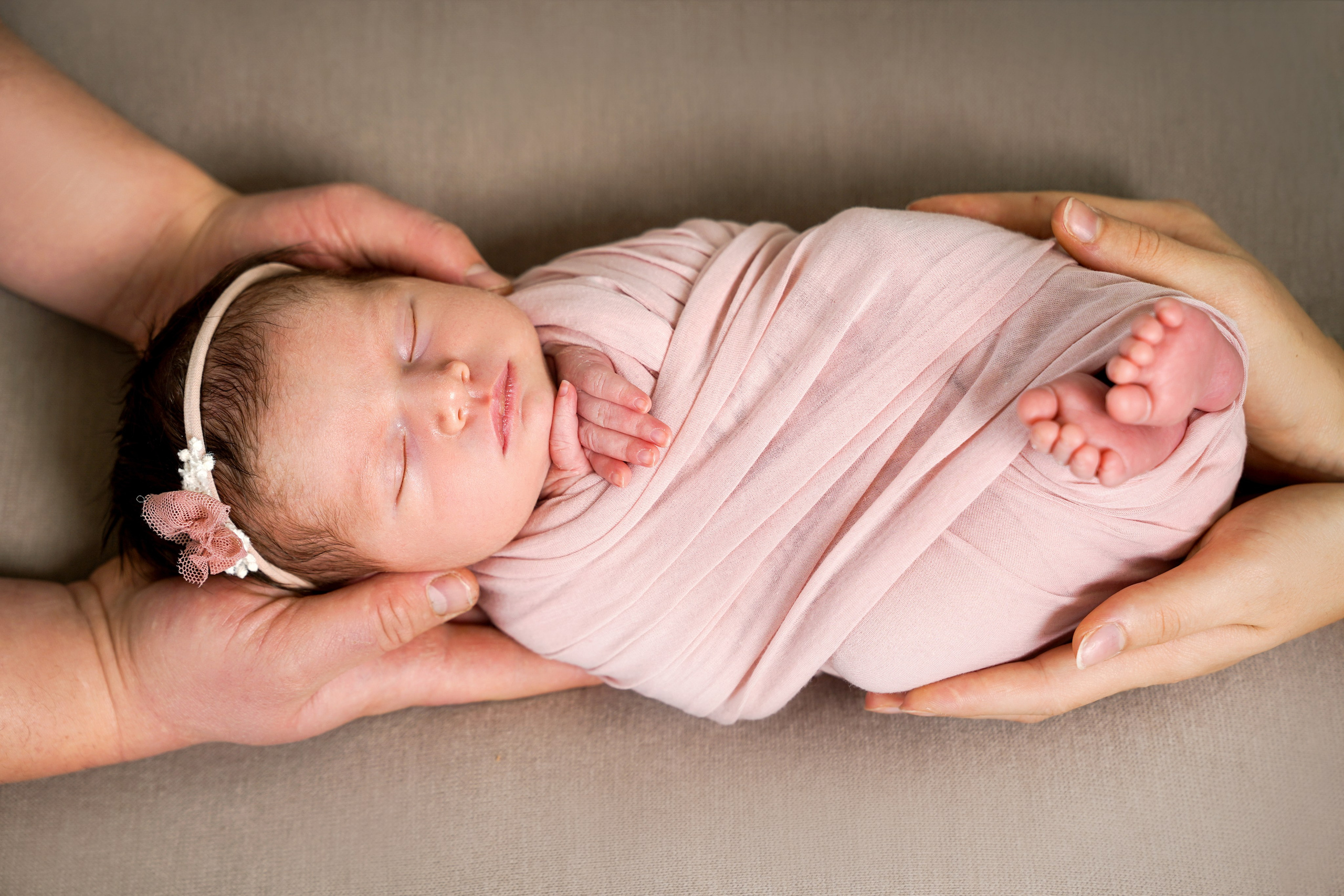 Фотосессия новорожденного (newborn). Фотограф новорожденных, детей до года и беременных в Симферополе