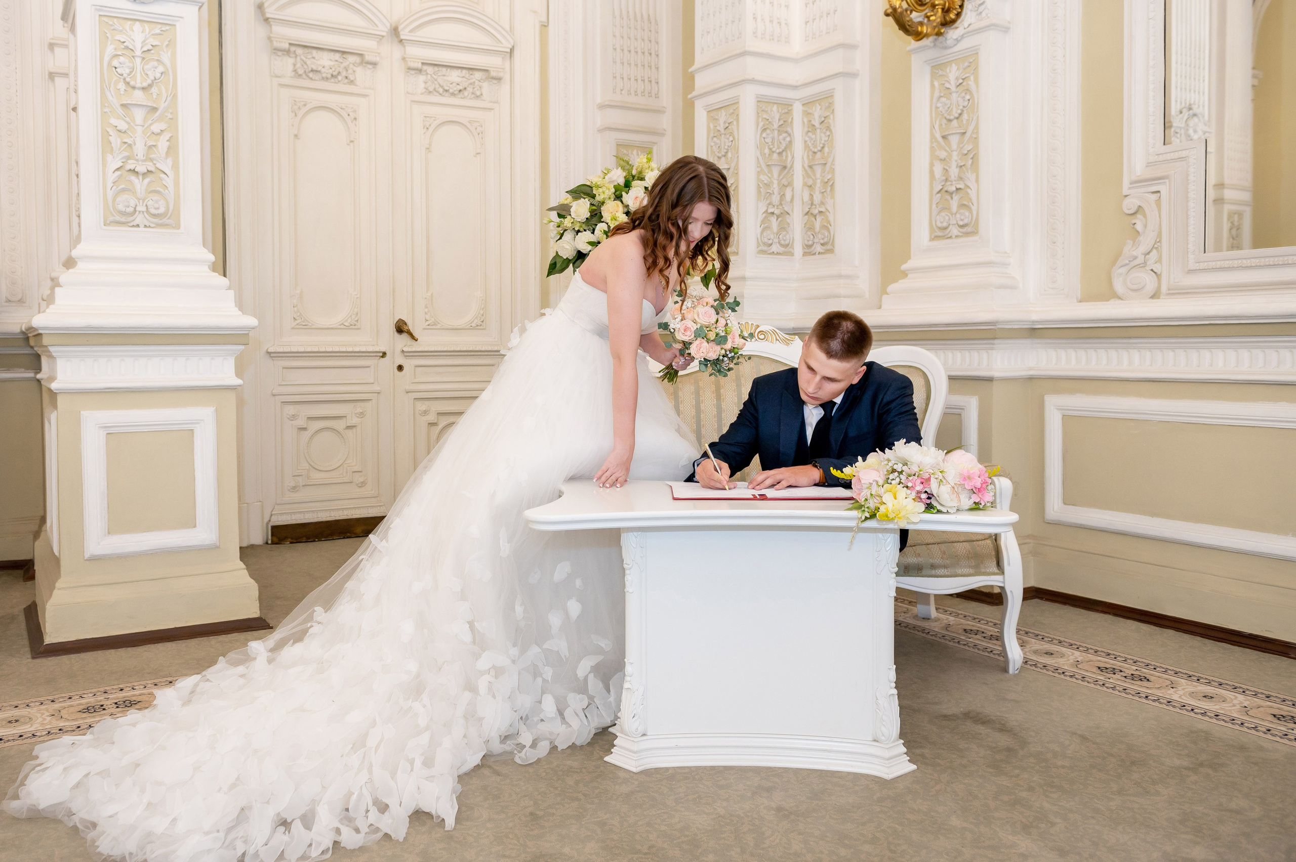 Зажигательная и динамичная свадебная фотосессия Анастасии и Максима. Портретный, семейный и свадебный фотограф в Санкт-Петербурге и в Пушкине Ширяев Денис