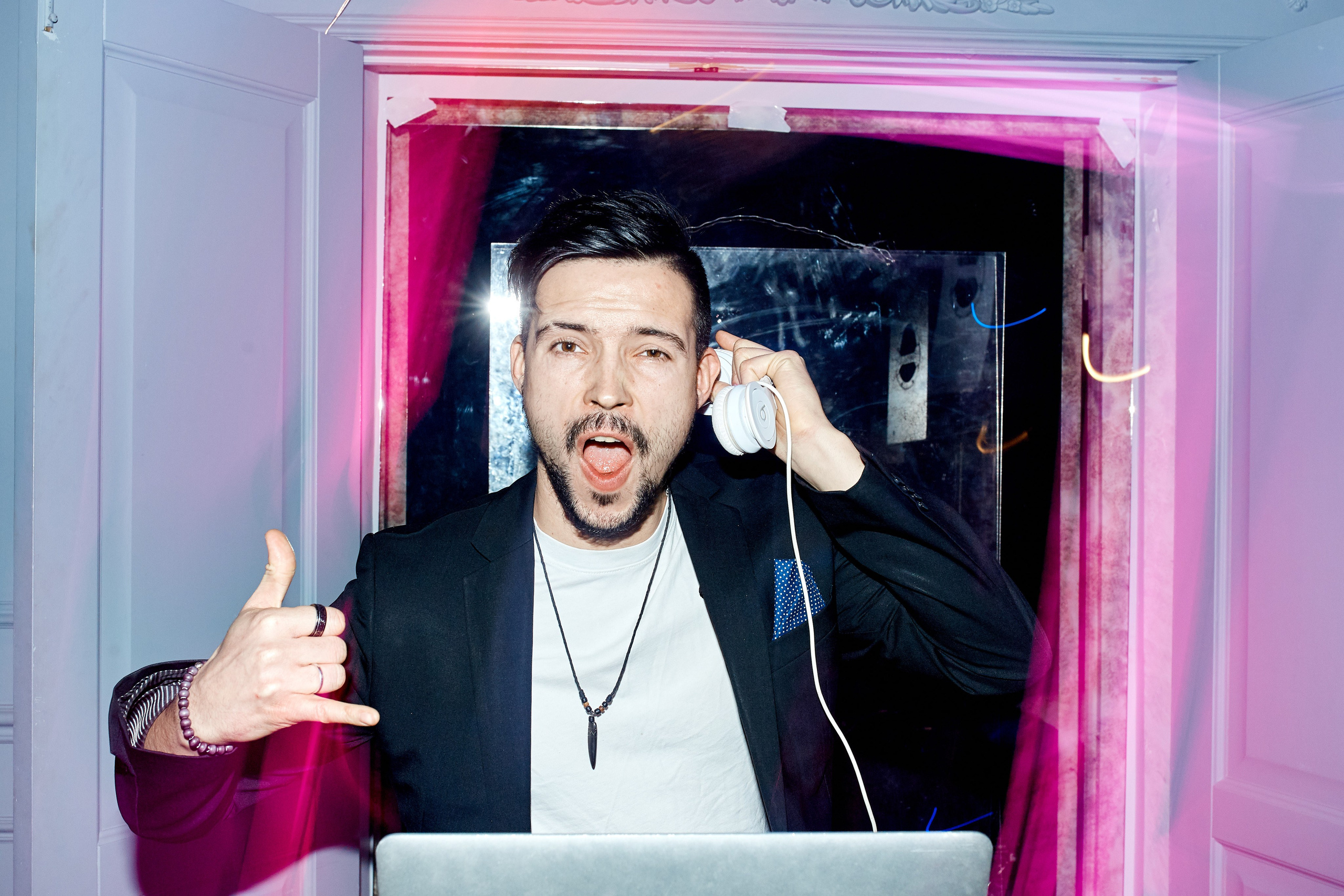 Фотограф на юбилей в Москве, заказать услуги фотосъёмки — Цены и стоимость услуг профессионального фотографа на юбилей