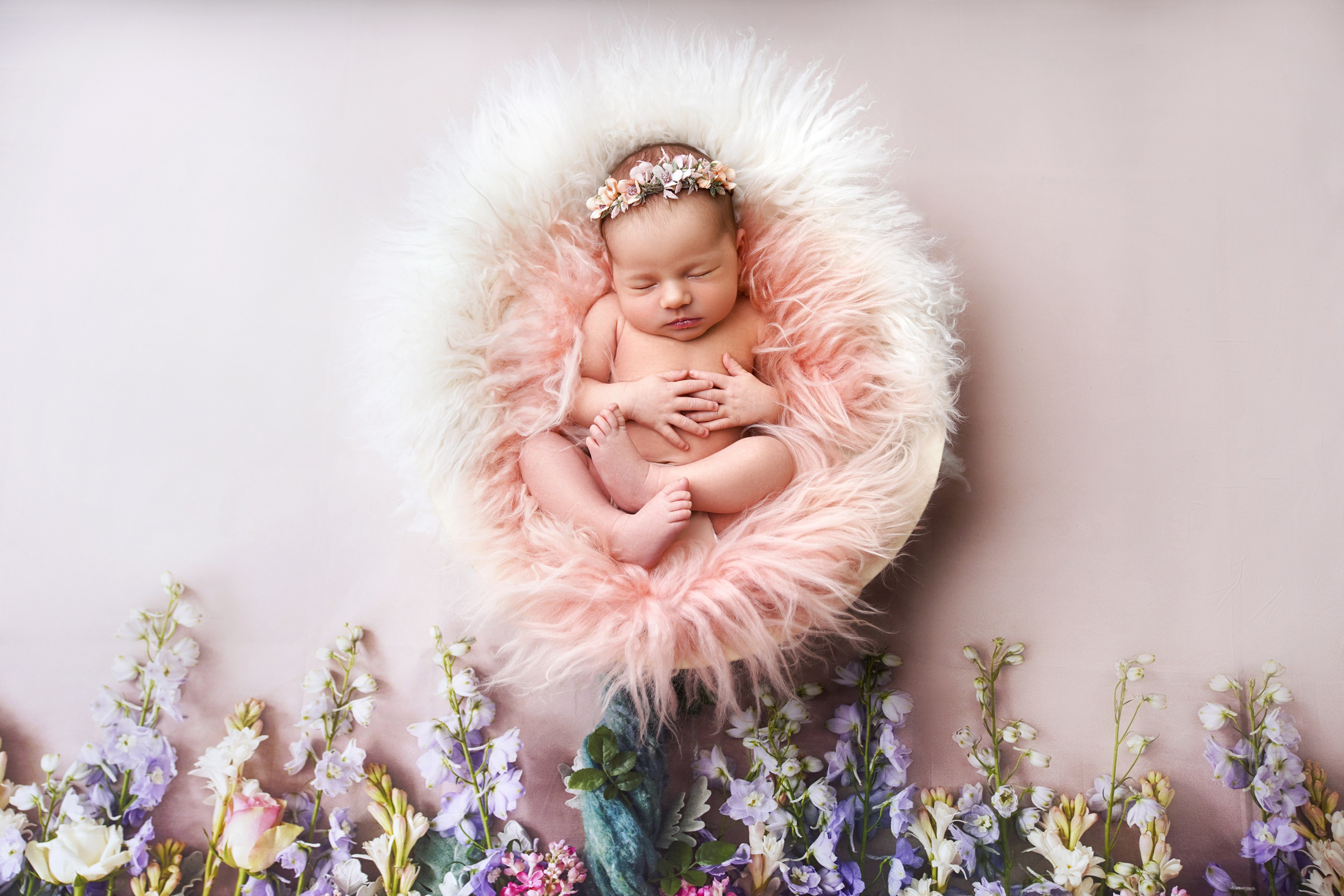 Фотосессия новорожденного (newborn). Фотограф новорожденных, детей до года и беременных в Симферополе