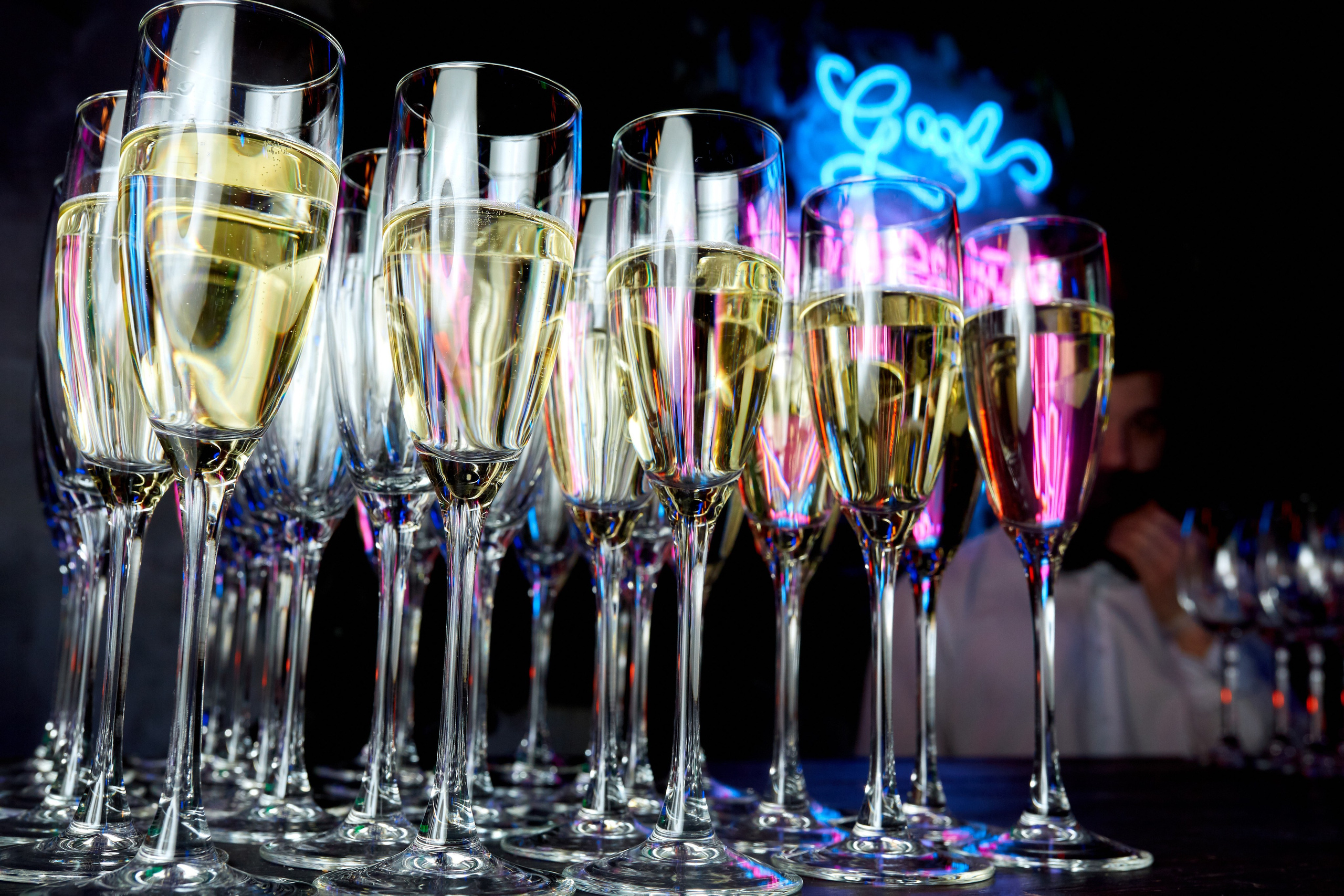 Фотограф на корпоратив в Москве, заказать услуги фотосъёмки — Цены, стоимость услуг профессионального фотографа на фотосессию корпоратива