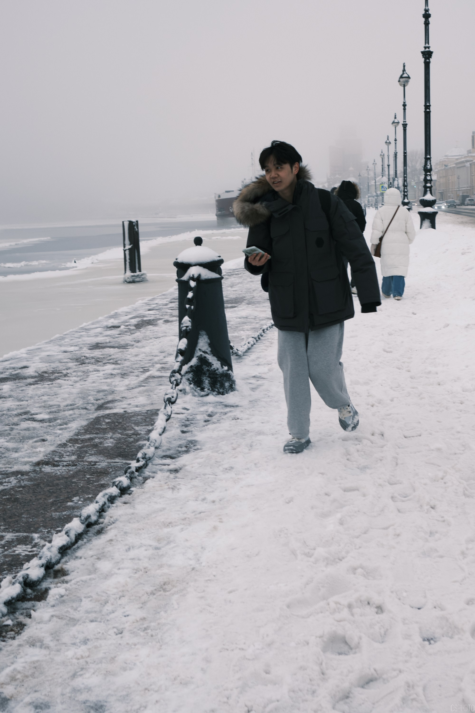 Снег и туман в Санкт-Петербурге. Фотографъ Сергѣевъ. Поймать мгновеніе