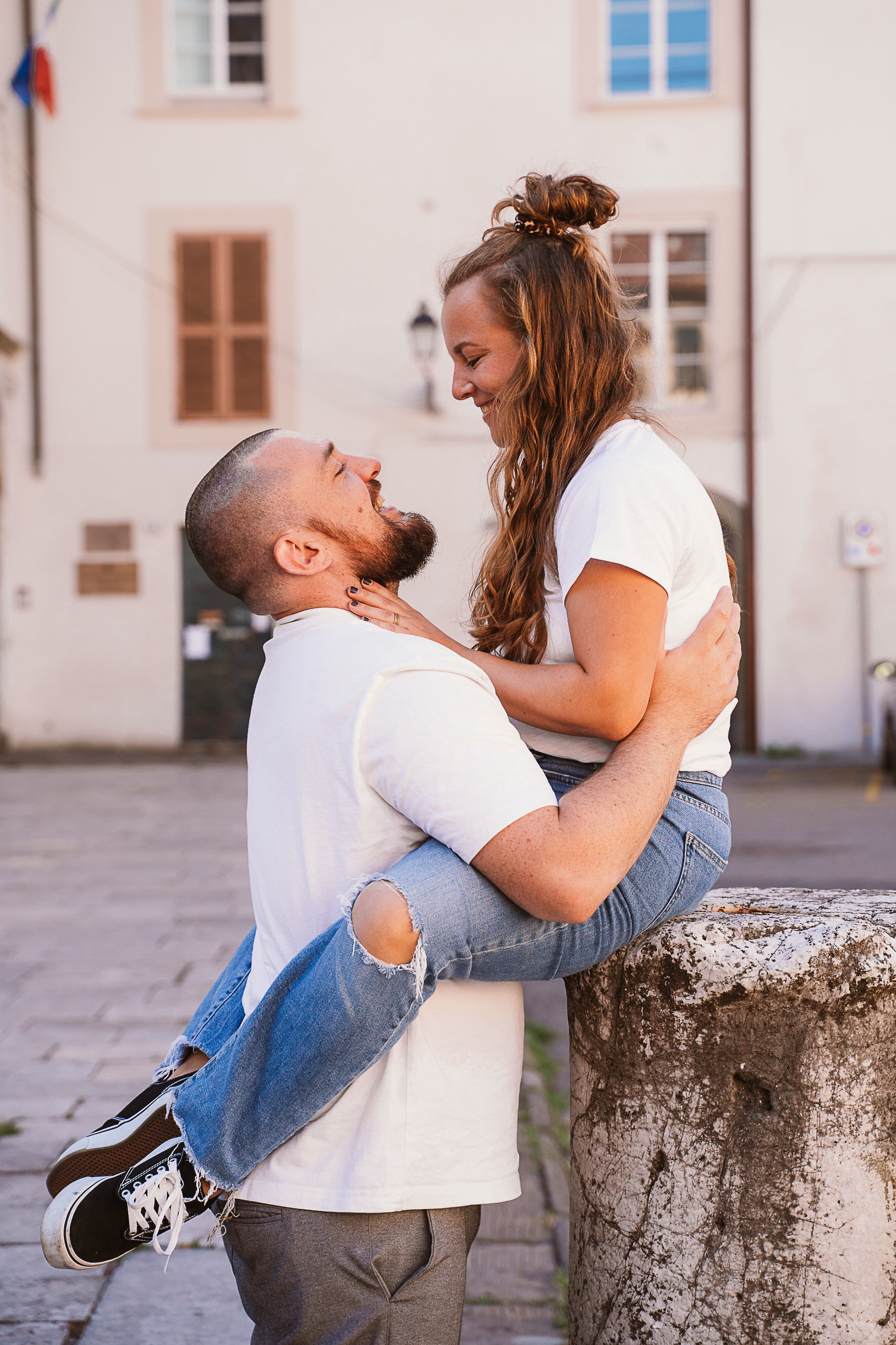 Fotografia Love Story a Lucca, Toscana). Family Lifestyle Photographer in Lucca, Italia