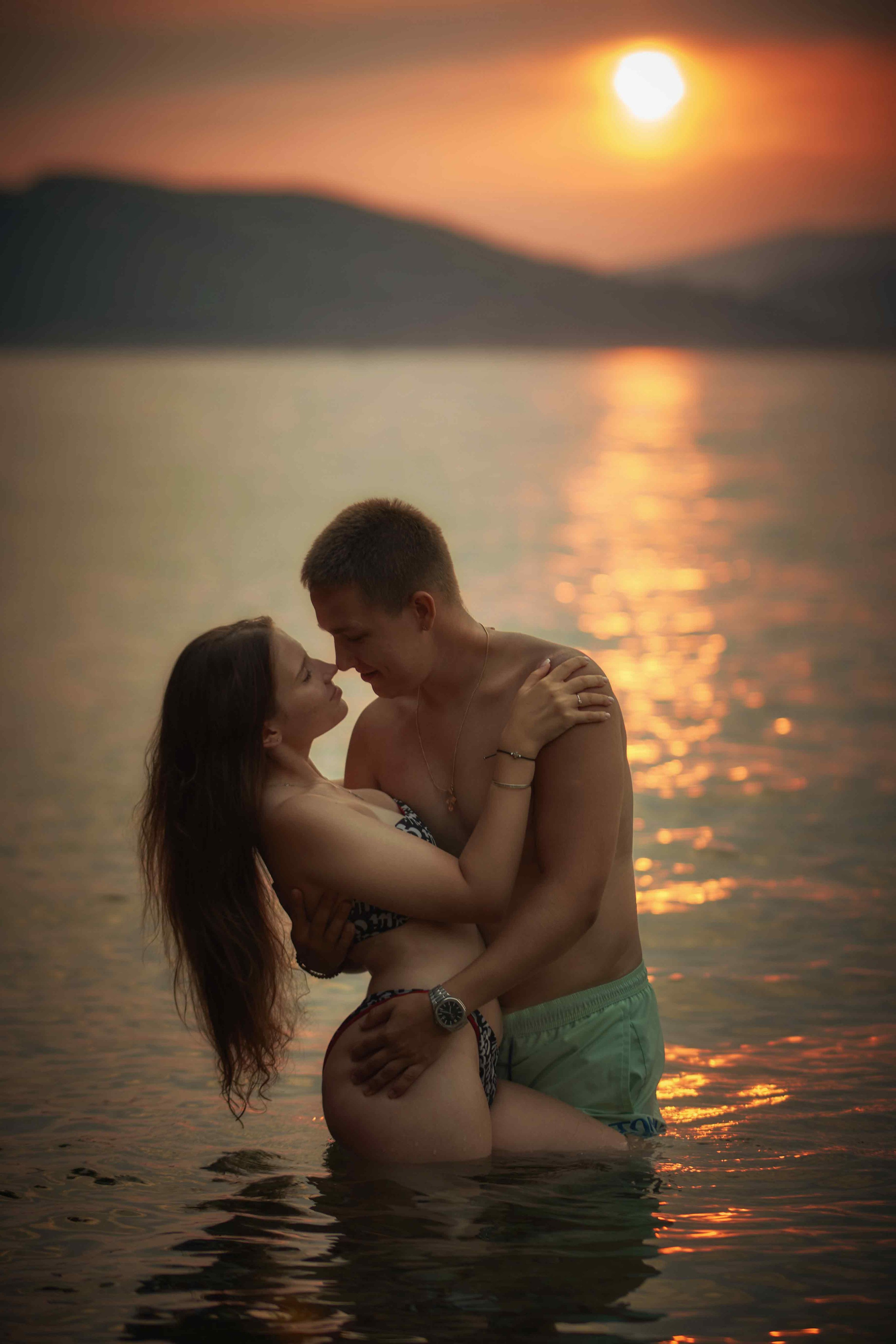 Love Story Photoshoot in Montenegro | Couple on the Beach at Sveti Stefan