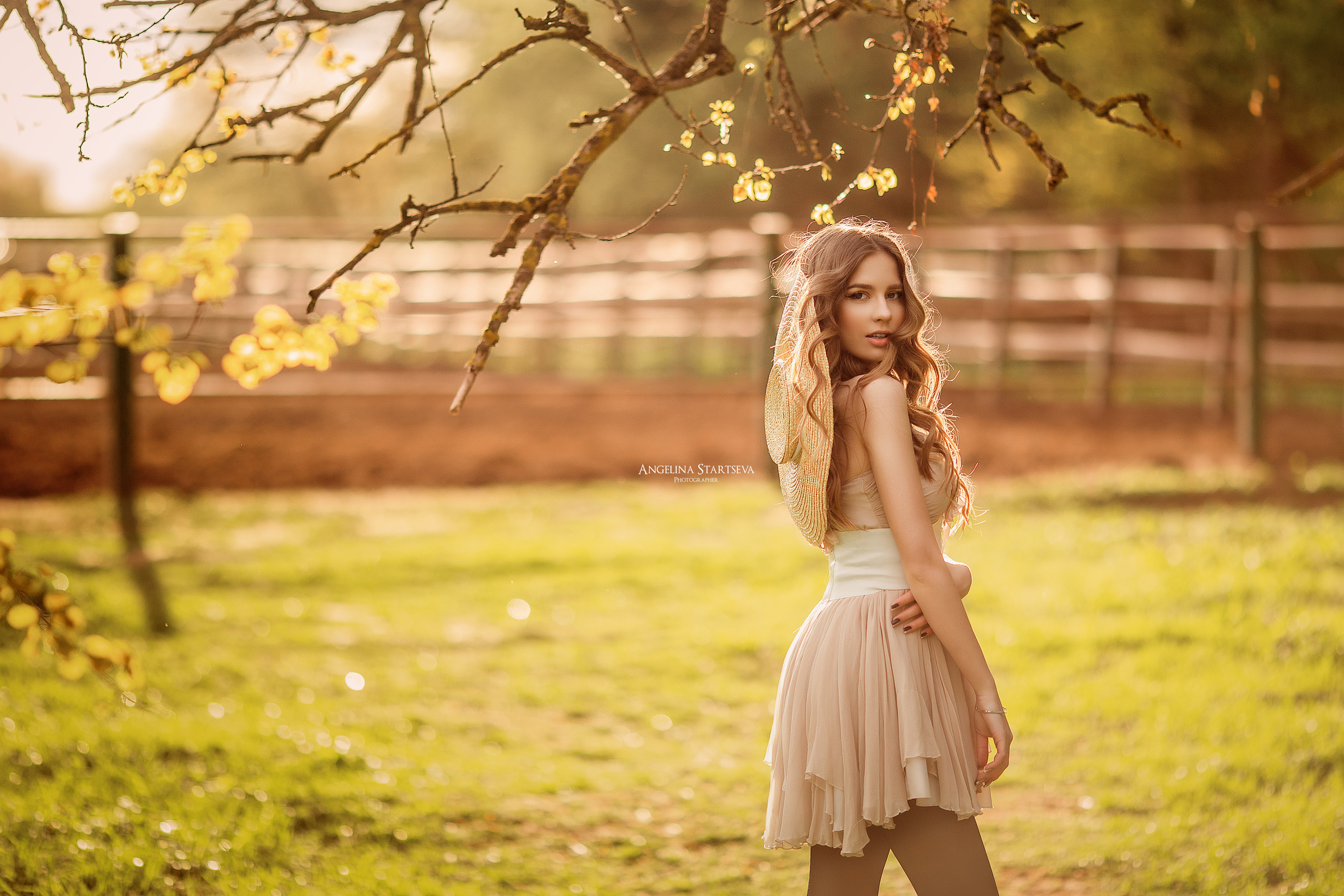 фотосессия на ранчо, женская фотосессия с лошадью