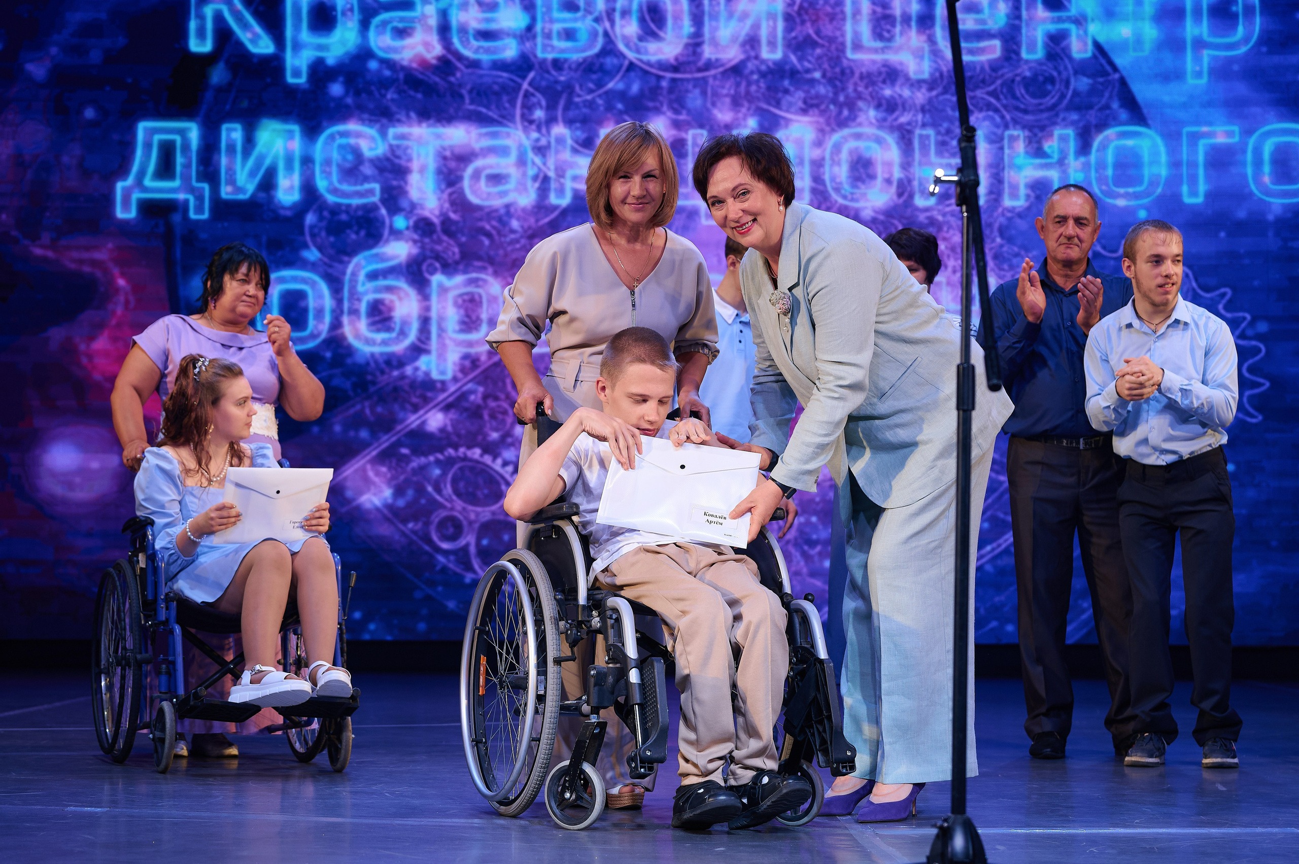 АКПЛИ. Последний звонок. Выпускной 2021-2025. Фотограф Опыт Качество Скорость Горный Алтай Барнаул