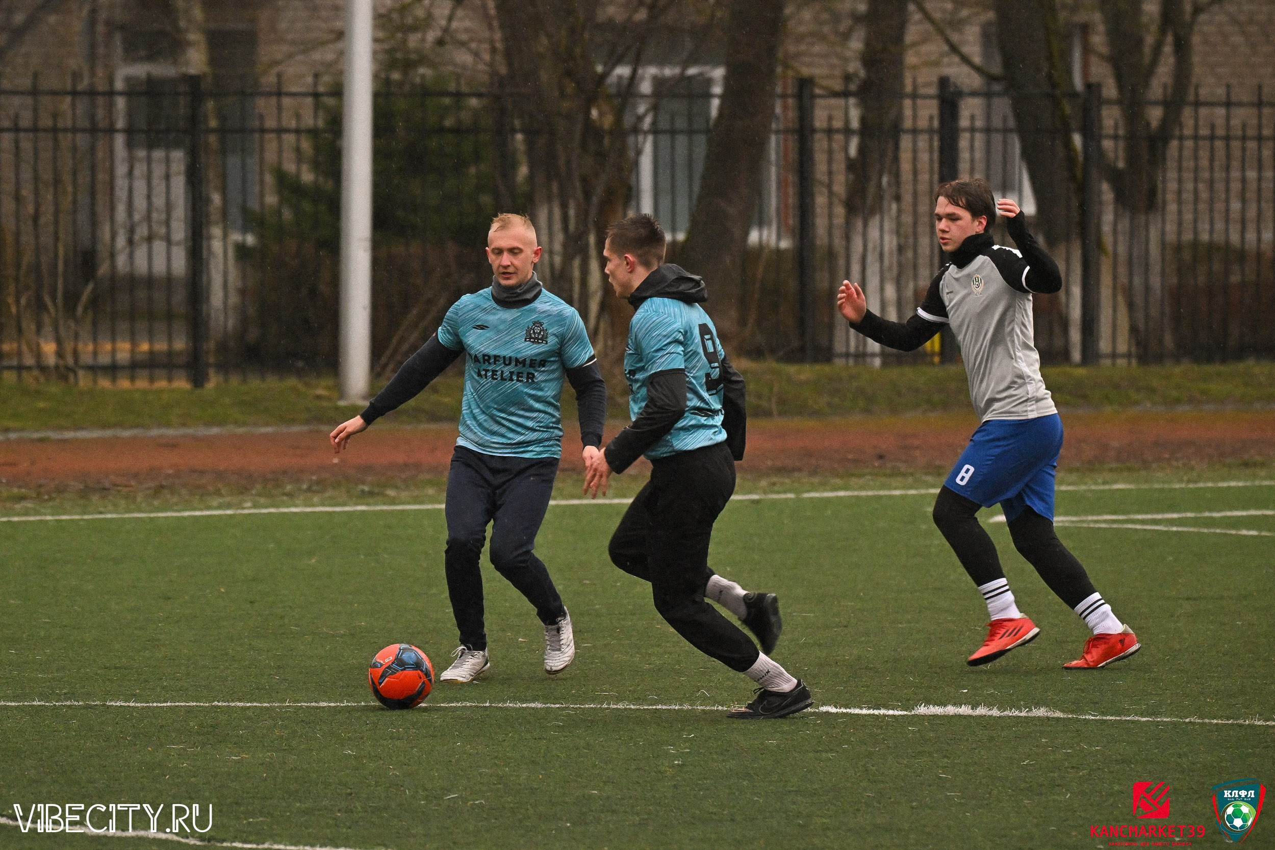XX ЧЕМПИОНАТ КАЛИНИНГРАДСКОЙ ЛФЛ КАНЦМАРКЕТ39 сезона 2024–2025 гг. VIBECITY.RU Вайб Сити Ру Фоторепортажи Фотоотчеты Калининград