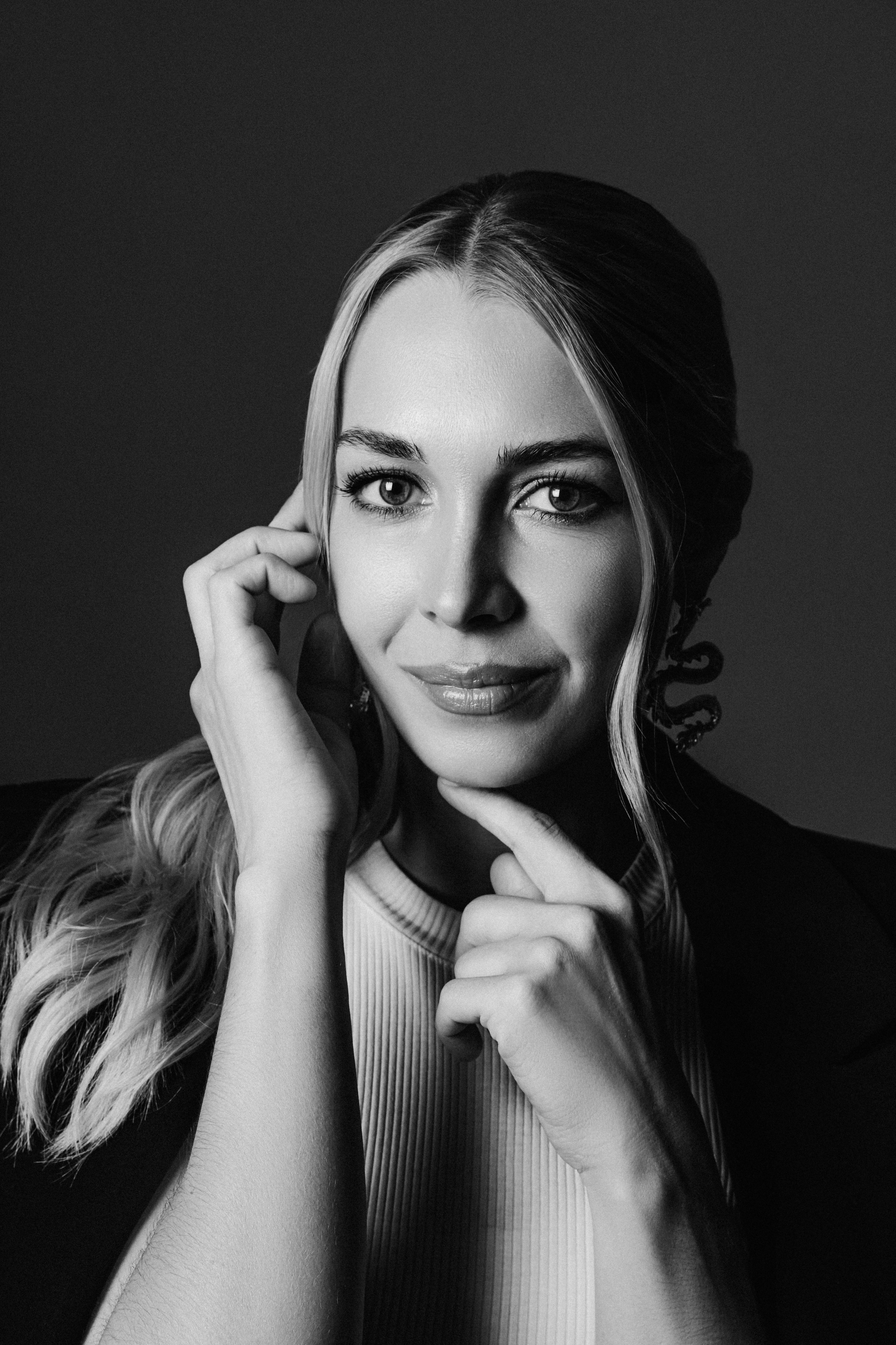 Мудборд_мастер перманентного макияжа (1). Контент-съёмка и бизнес-портреты в Москве. Виктория Кулюкина