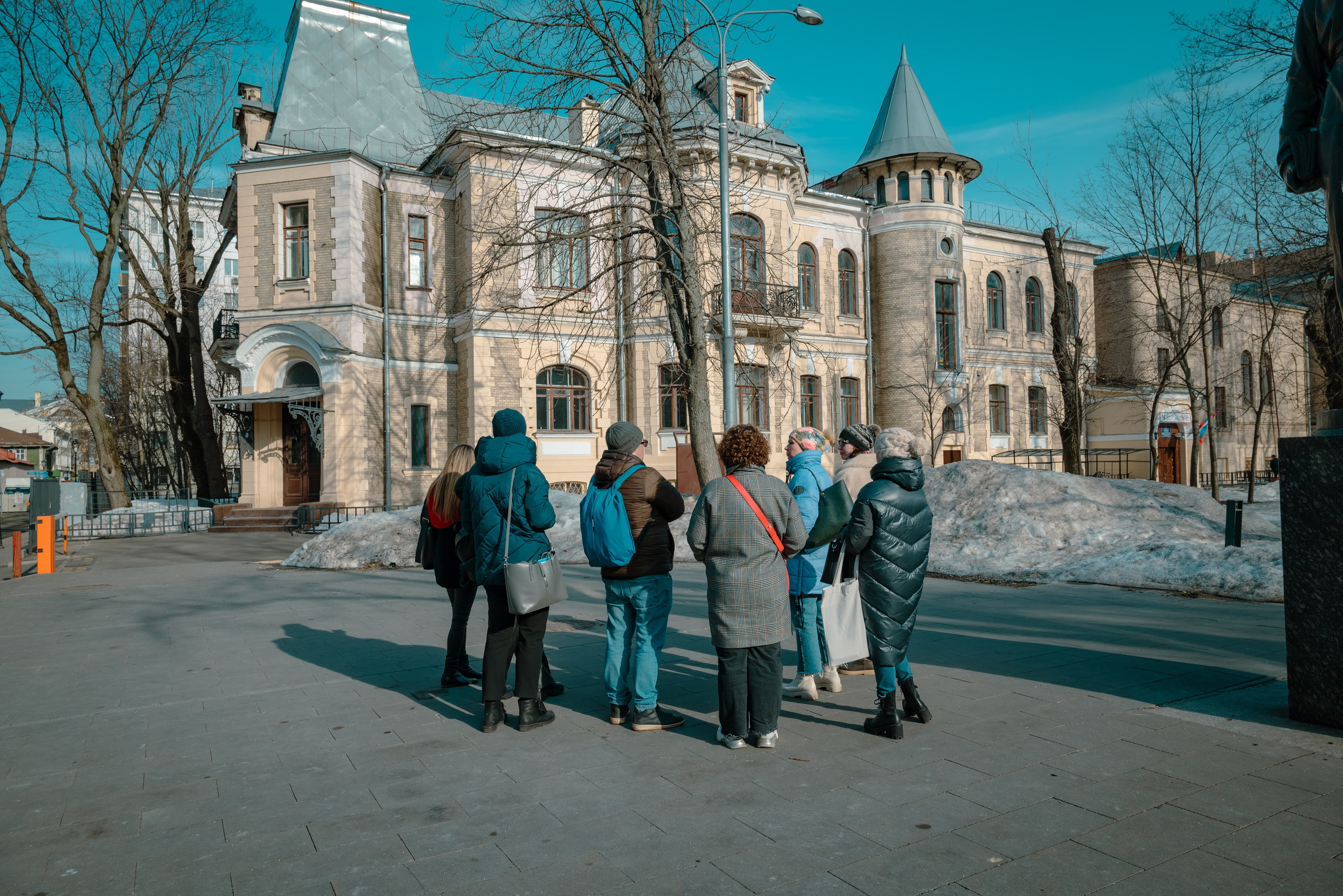 Фотосъемка на экскурсии. П&П — Полезное с Приятным. Фотоэкскурсии — Москва на память. Экскурсовод и фотограф в Москве. Увези столицу в своём альбоме!