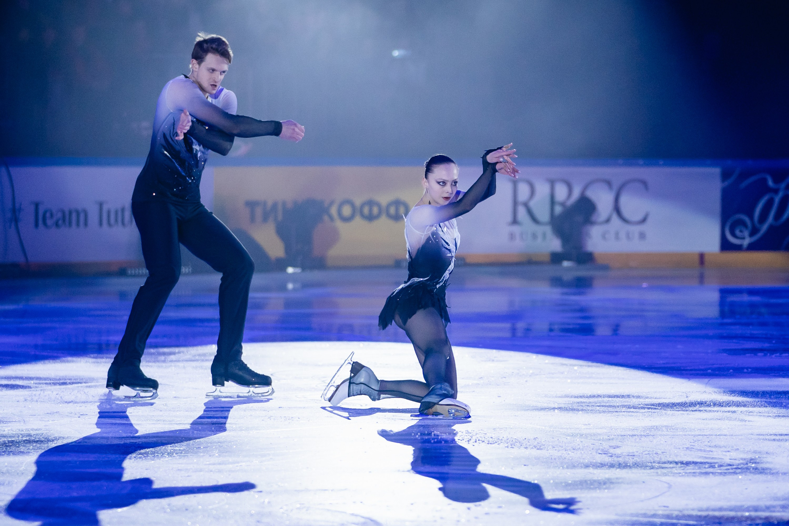 Шоу «Чемпионы на льду» в Новосибирске. Воробьева Ксения — Спортивный и танцевальный фотограф Новосибирск