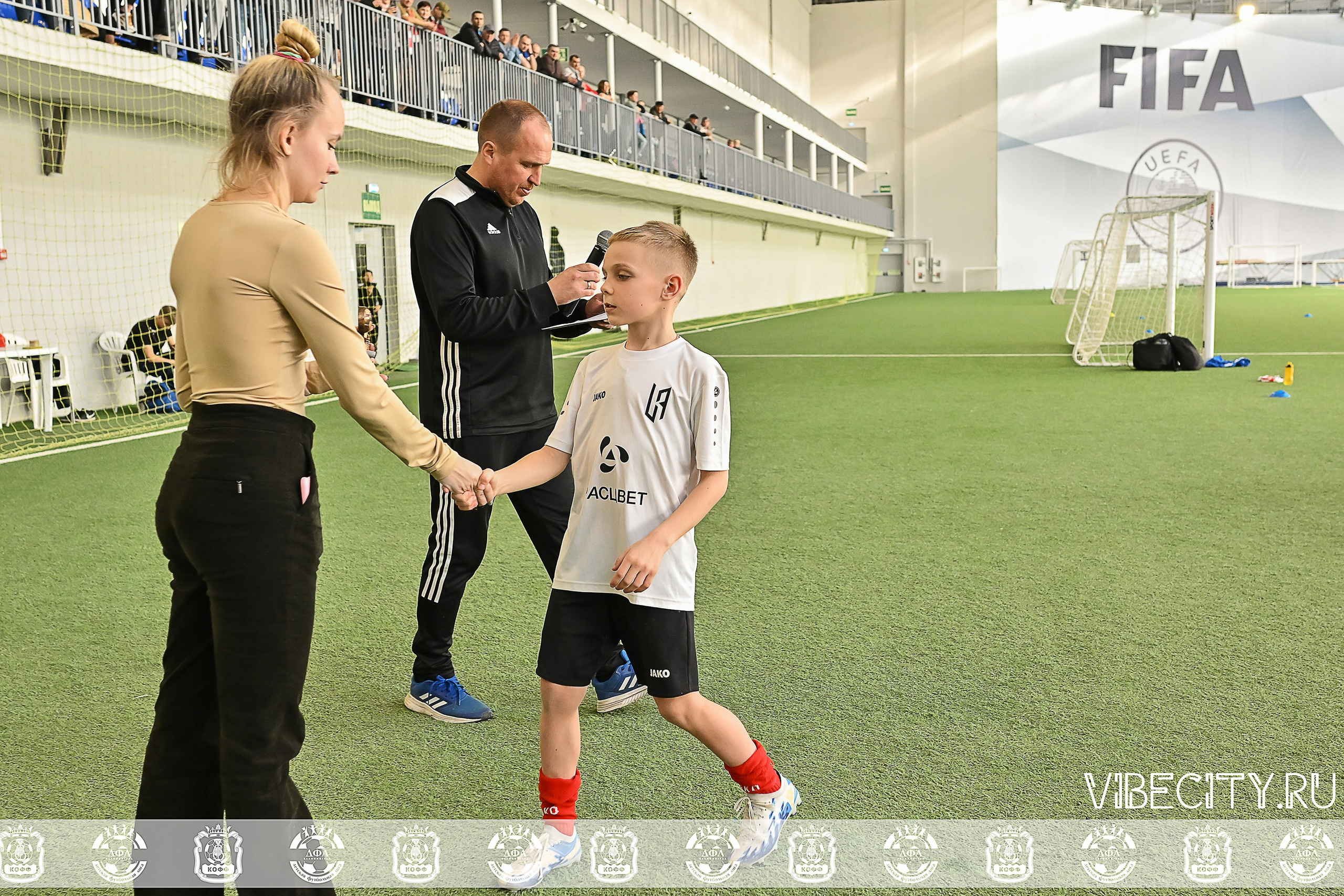 КУБОК БАЛТИЙСКОЙ ЛИГИ ПО МИНИ-ФУТБОЛУ U9 ЗЛ. VIBECITY.RU Вайб Сити Ру Фоторепортажи Фотоотчеты Калининград