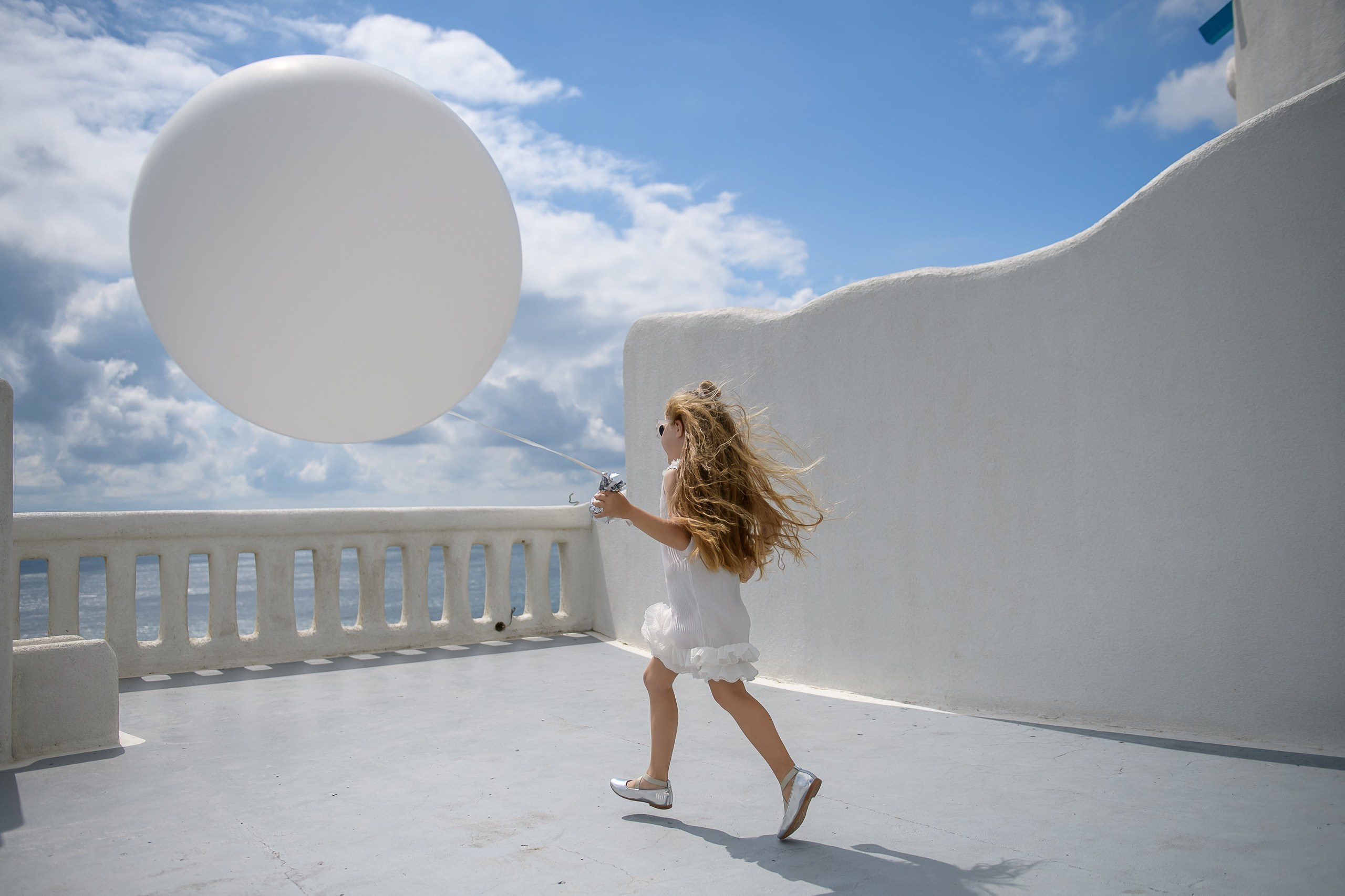 Lookbook летней коллекции «Santorini» для Cinderella. Съёмки для брендов в Крыму / Стилист / Продюсер / Женя Мамай