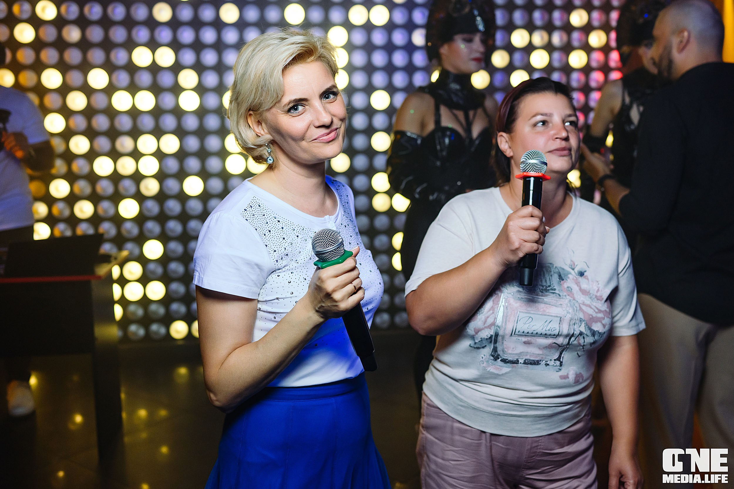 Фоторепортаж из караоке-клуба Эйфория. One Media Life: фоторепортажи, фотоотчеты с мероприятий и заведений