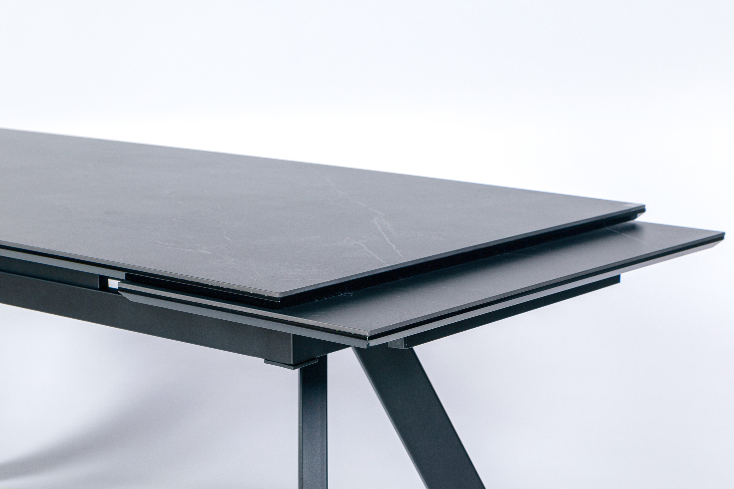 Предметная съемка столов. Фотограф Руслан Потапов в Краснодаре