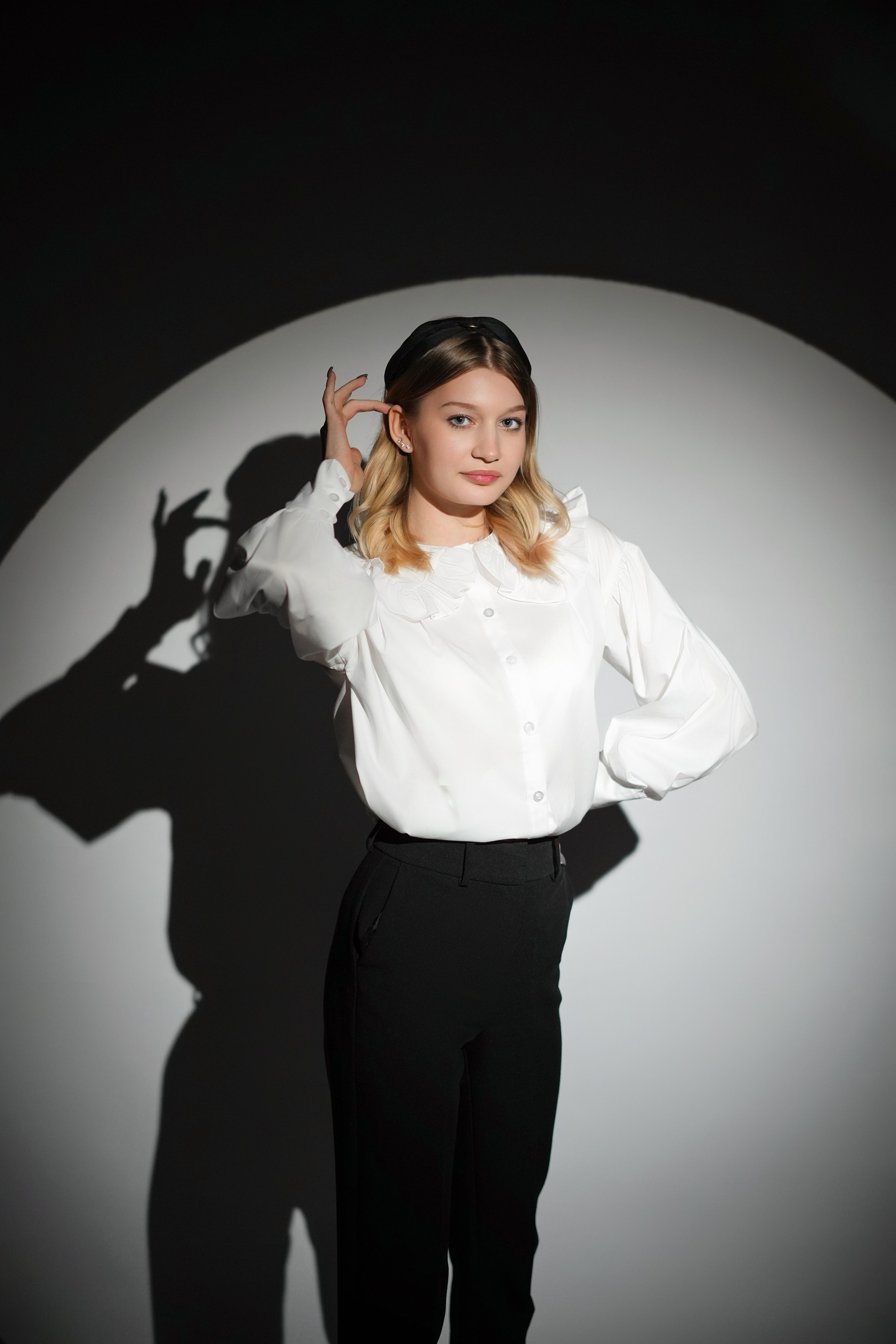 Стиль портрета в студии. GOTRA — выпускные альбомы в Тюмени