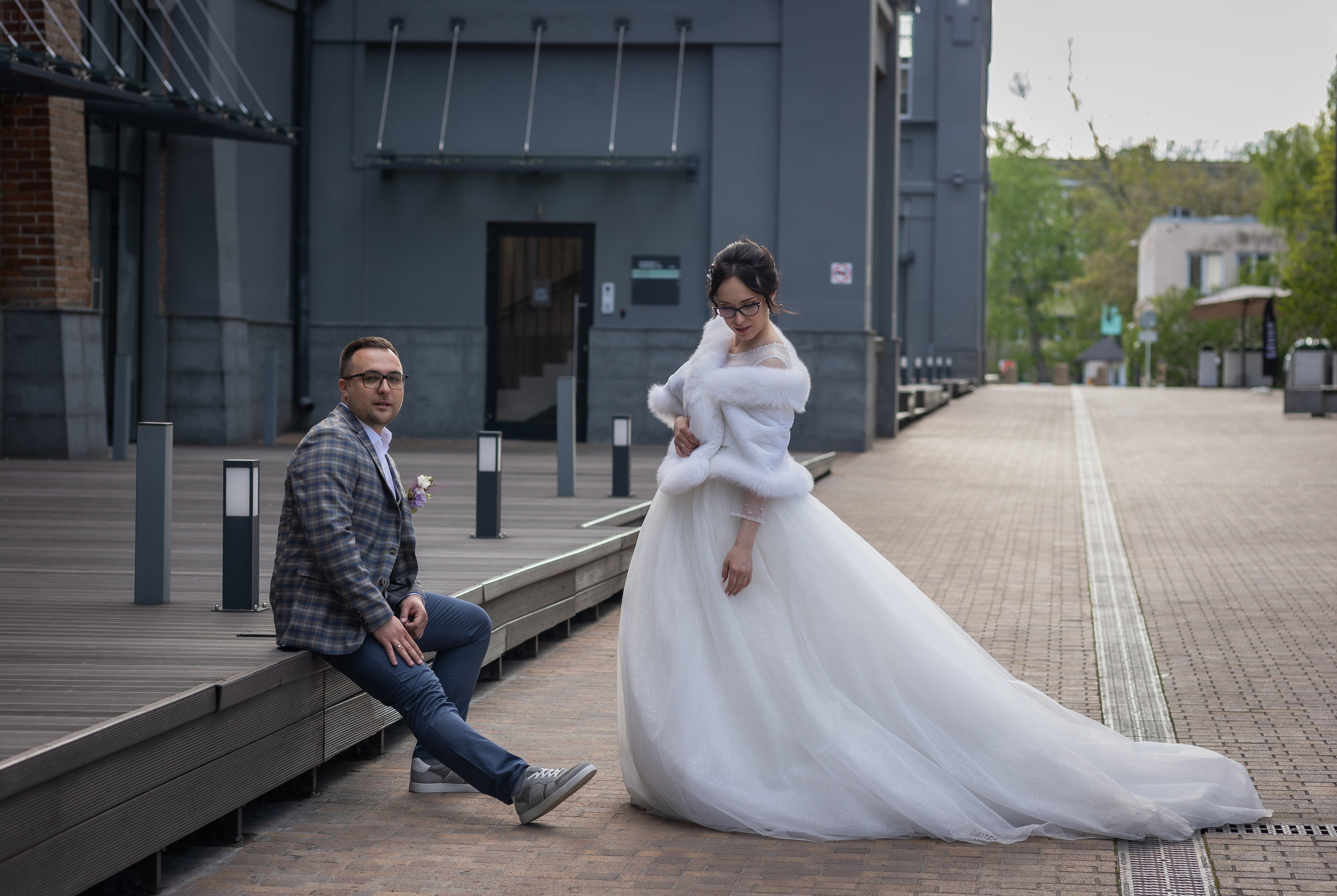 Миша и Маша. Весенняя свадьба 18.04.2023. Семейный фотограф в Москве Наталья Чуб, заказать Фотокнигу