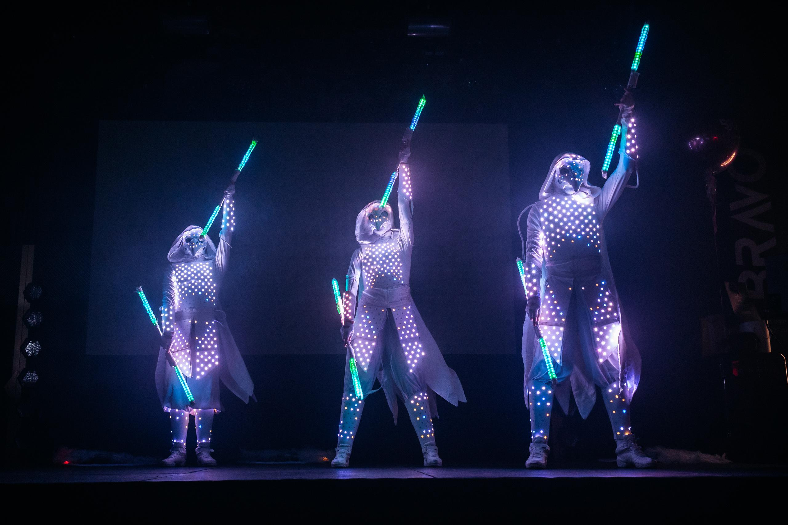 Шоурум BRAVO 1 ГОД. СВОИ. ФОТООТЧЕТЫ-СОБЫТИЯ-МЕСТА