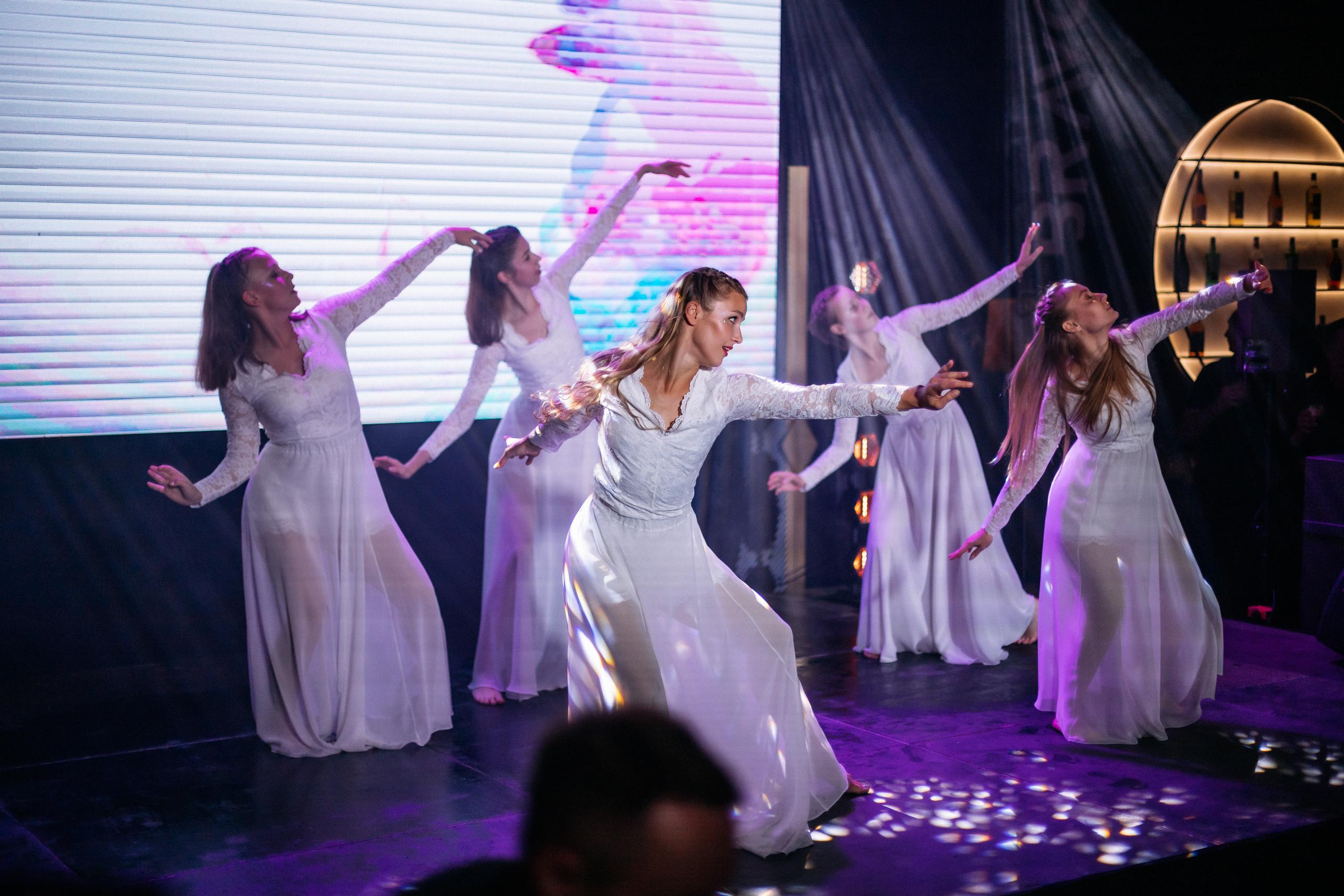 Шоурум BRAVO 1 ГОД. СВОИ. ФОТООТЧЕТЫ-СОБЫТИЯ-МЕСТА