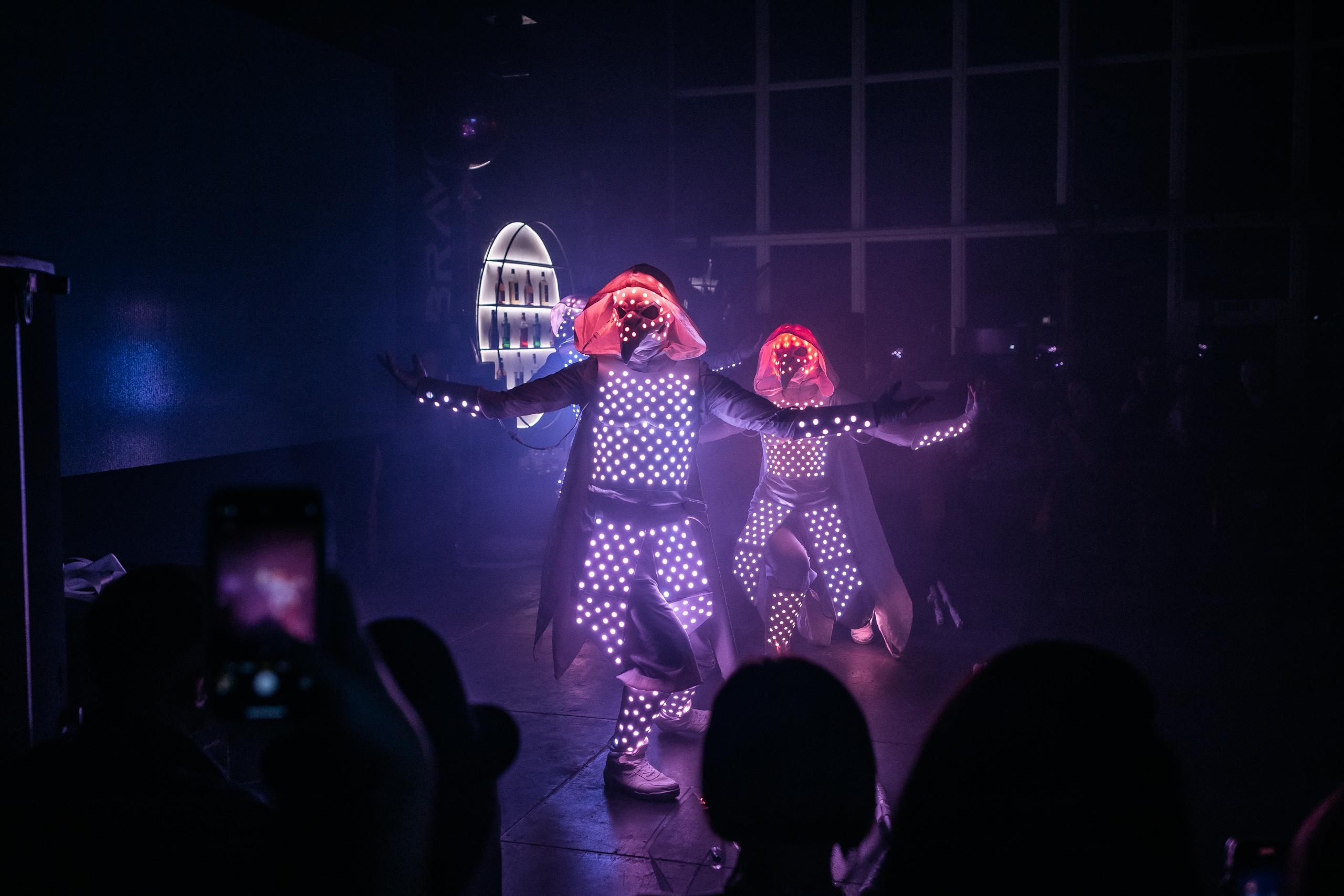 Шоурум BRAVO 1 ГОД. СВОИ. ФОТООТЧЕТЫ-СОБЫТИЯ-МЕСТА