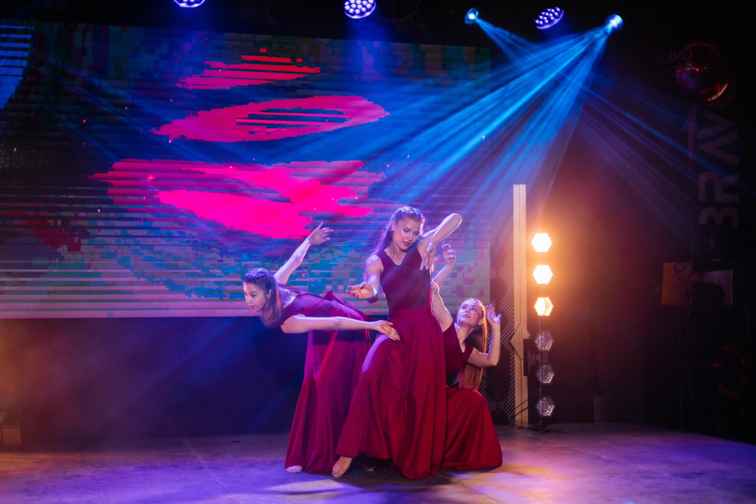 Шоурум BRAVO 1 ГОД. СВОИ. ФОТООТЧЕТЫ-СОБЫТИЯ-МЕСТА