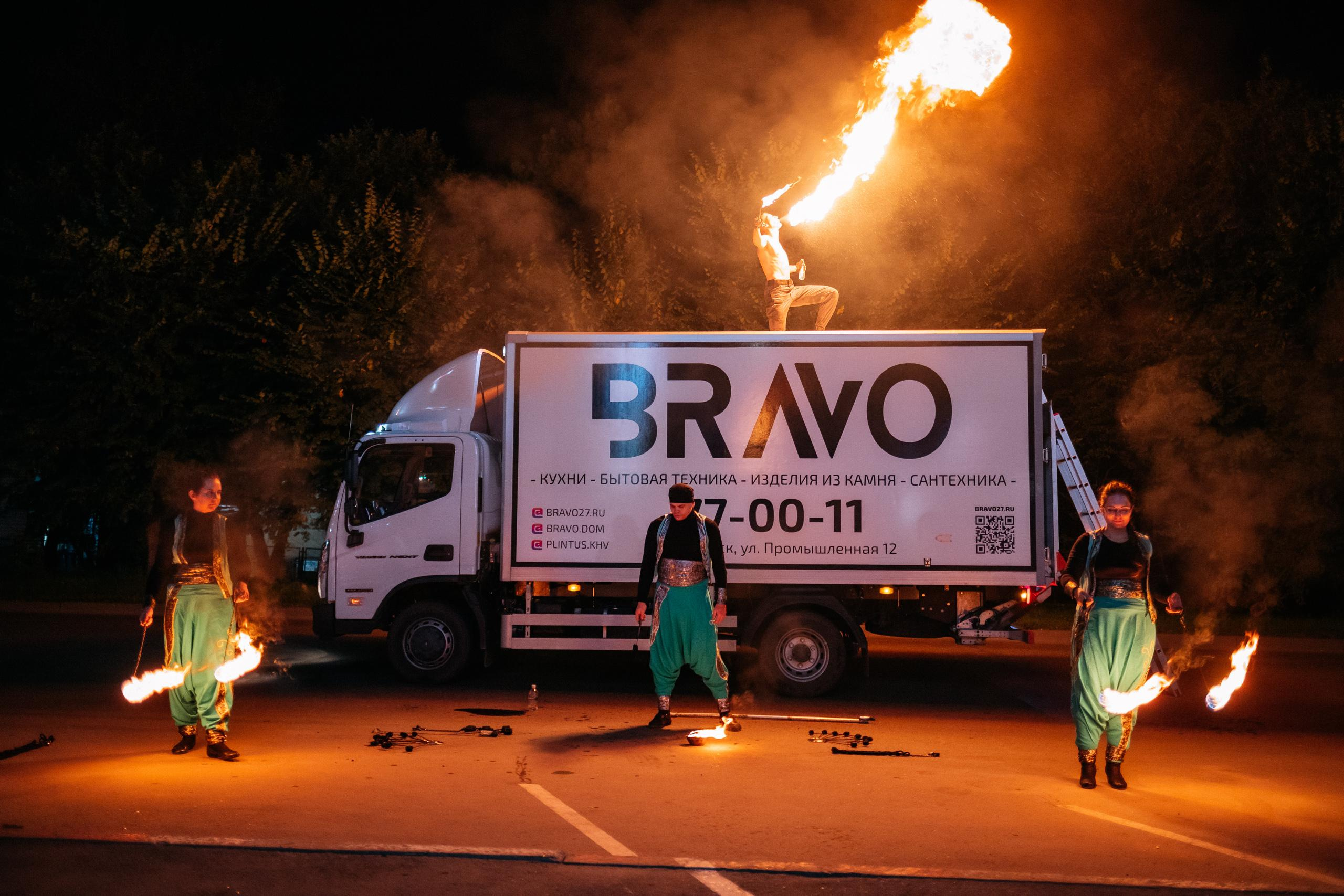 Шоурум BRAVO 1 ГОД. СВОИ. ФОТООТЧЕТЫ-СОБЫТИЯ-МЕСТА