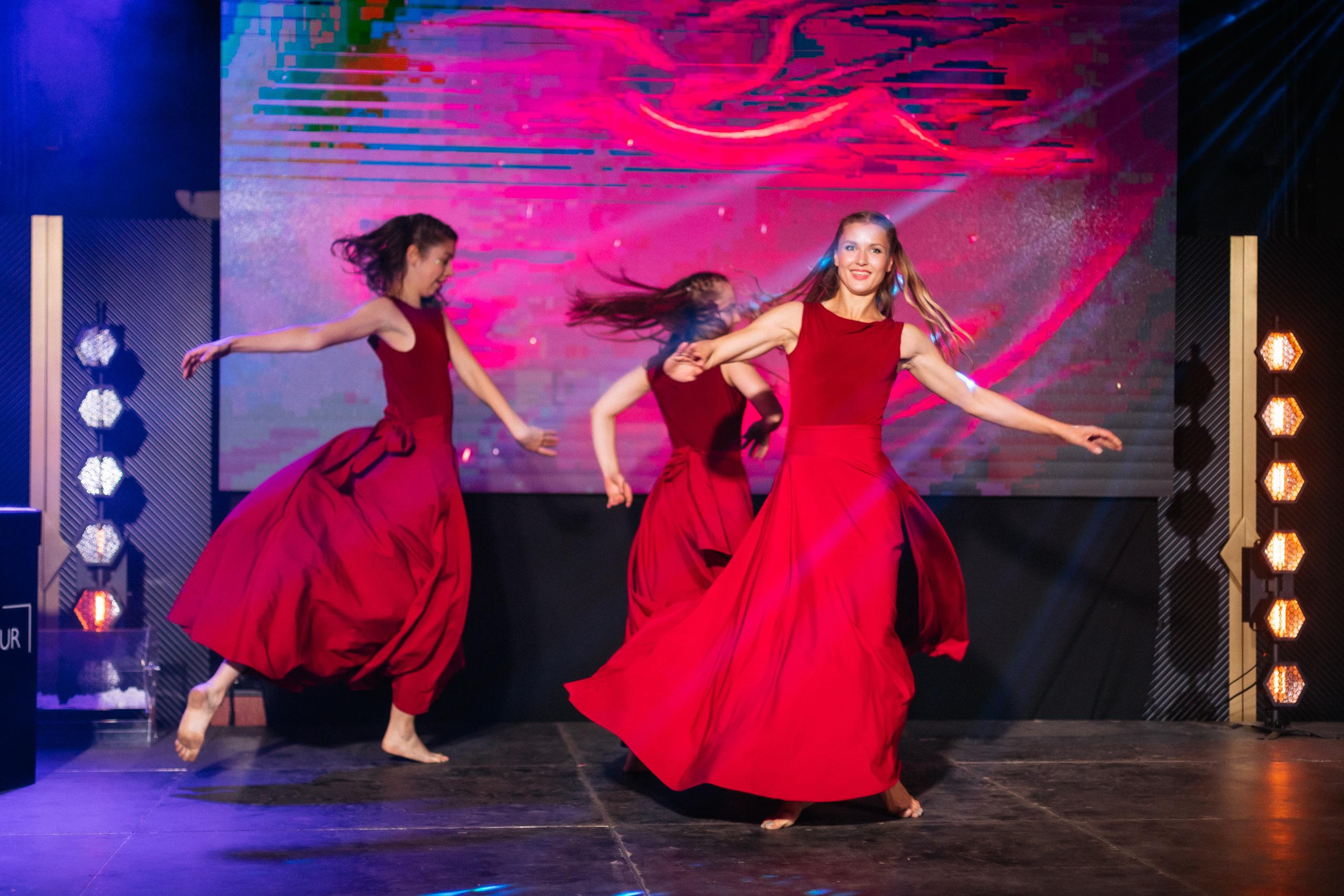 Шоурум BRAVO 1 ГОД. СВОИ. ФОТООТЧЕТЫ-СОБЫТИЯ-МЕСТА