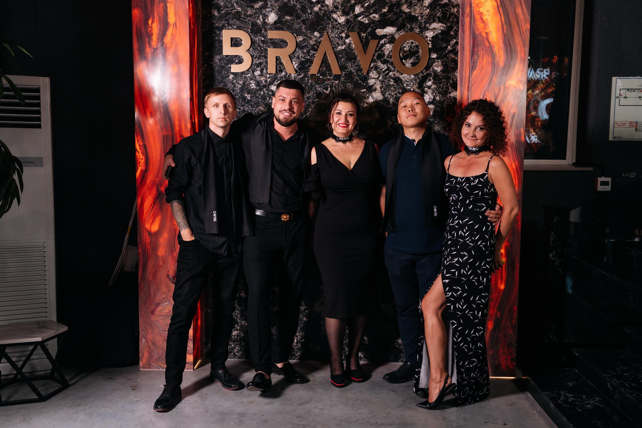 Шоурум BRAVO 1 ГОД. СВОИ. ФОТООТЧЕТЫ-СОБЫТИЯ-МЕСТА