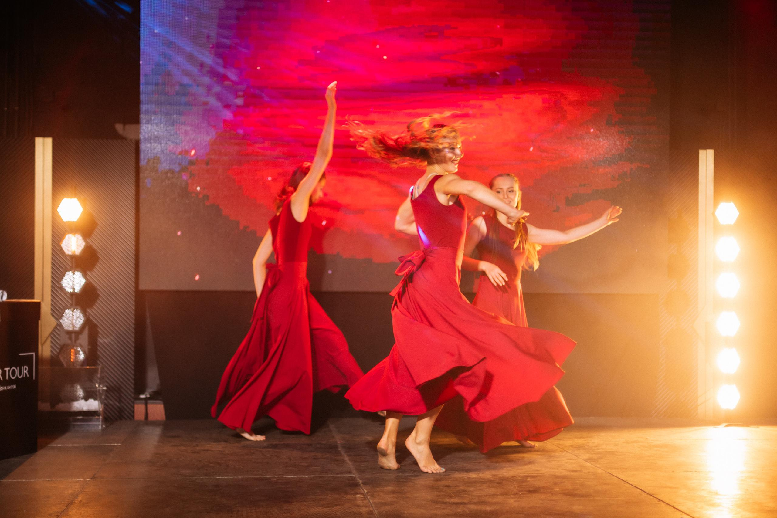 Шоурум BRAVO 1 ГОД. СВОИ. ФОТООТЧЕТЫ-СОБЫТИЯ-МЕСТА