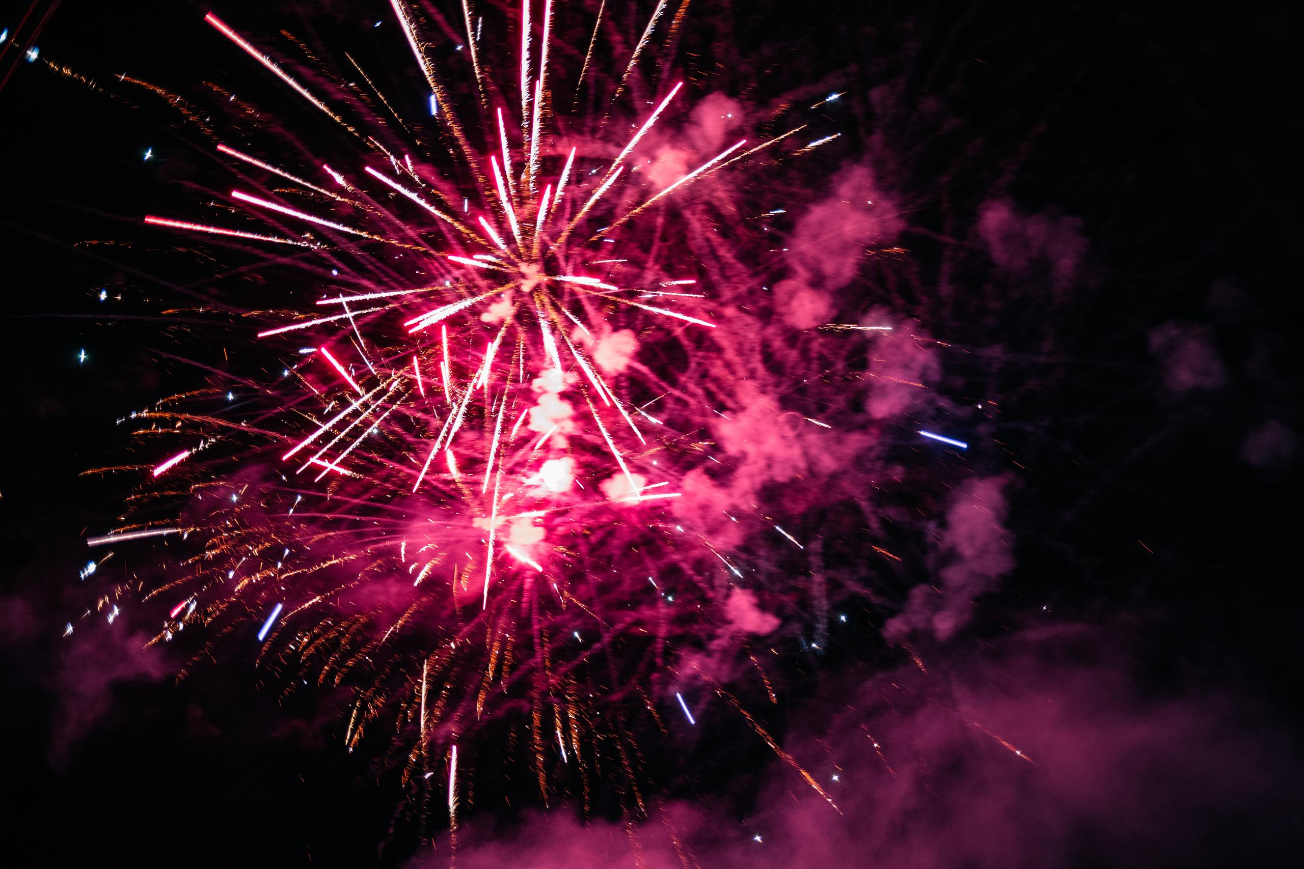 Шоурум BRAVO 1 ГОД. СВОИ. ФОТООТЧЕТЫ-СОБЫТИЯ-МЕСТА