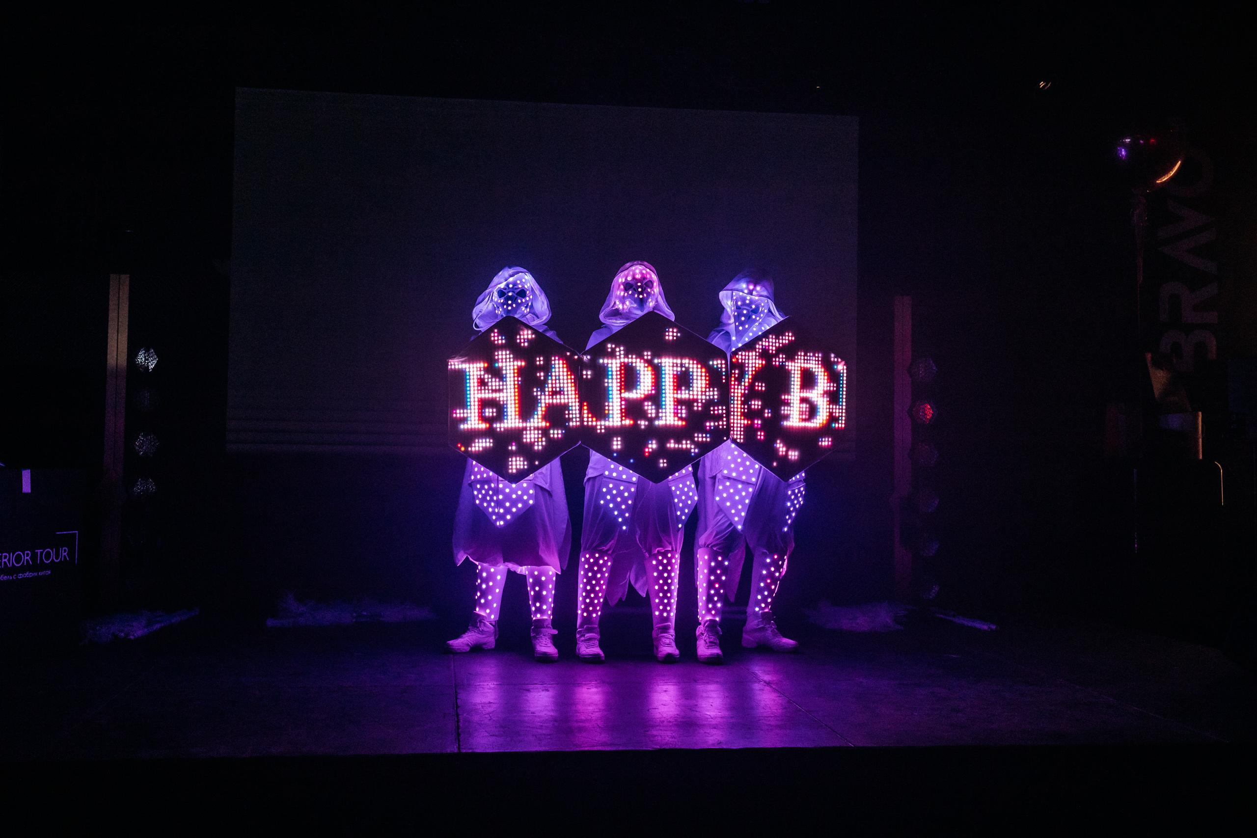 Шоурум BRAVO 1 ГОД. СВОИ. ФОТООТЧЕТЫ-СОБЫТИЯ-МЕСТА