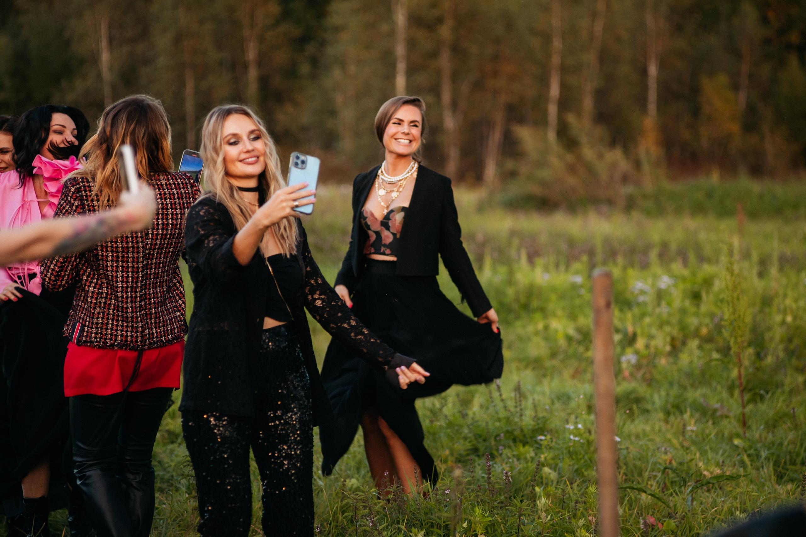 ЦИГАНСКИЙ УЖИН. СВОИ. ФОТООТЧЕТЫ-СОБЫТИЯ-МЕСТА