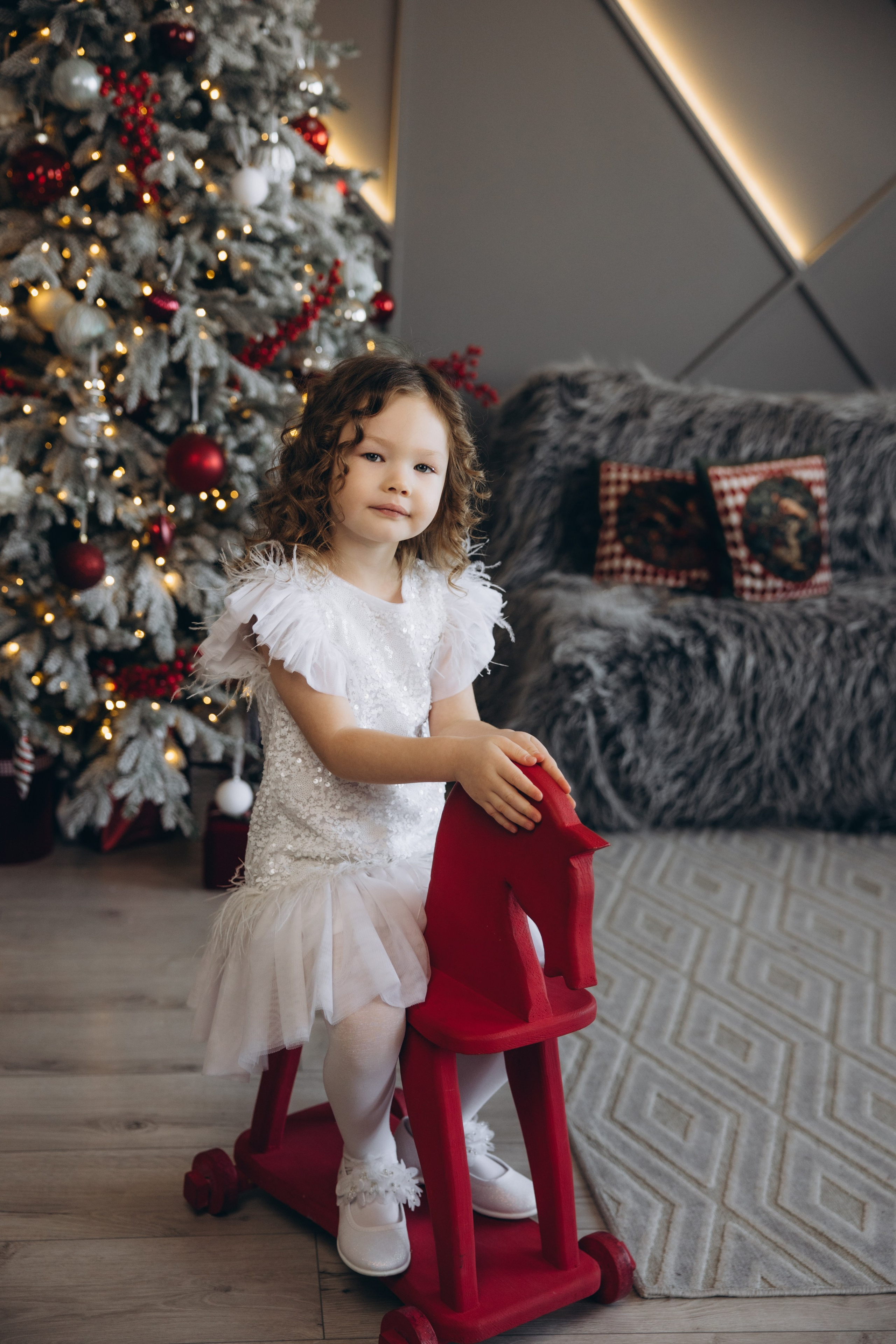 В фотостудии Луна. Свадебный, семейный фотограф в Иркутске Светлана Макаричева