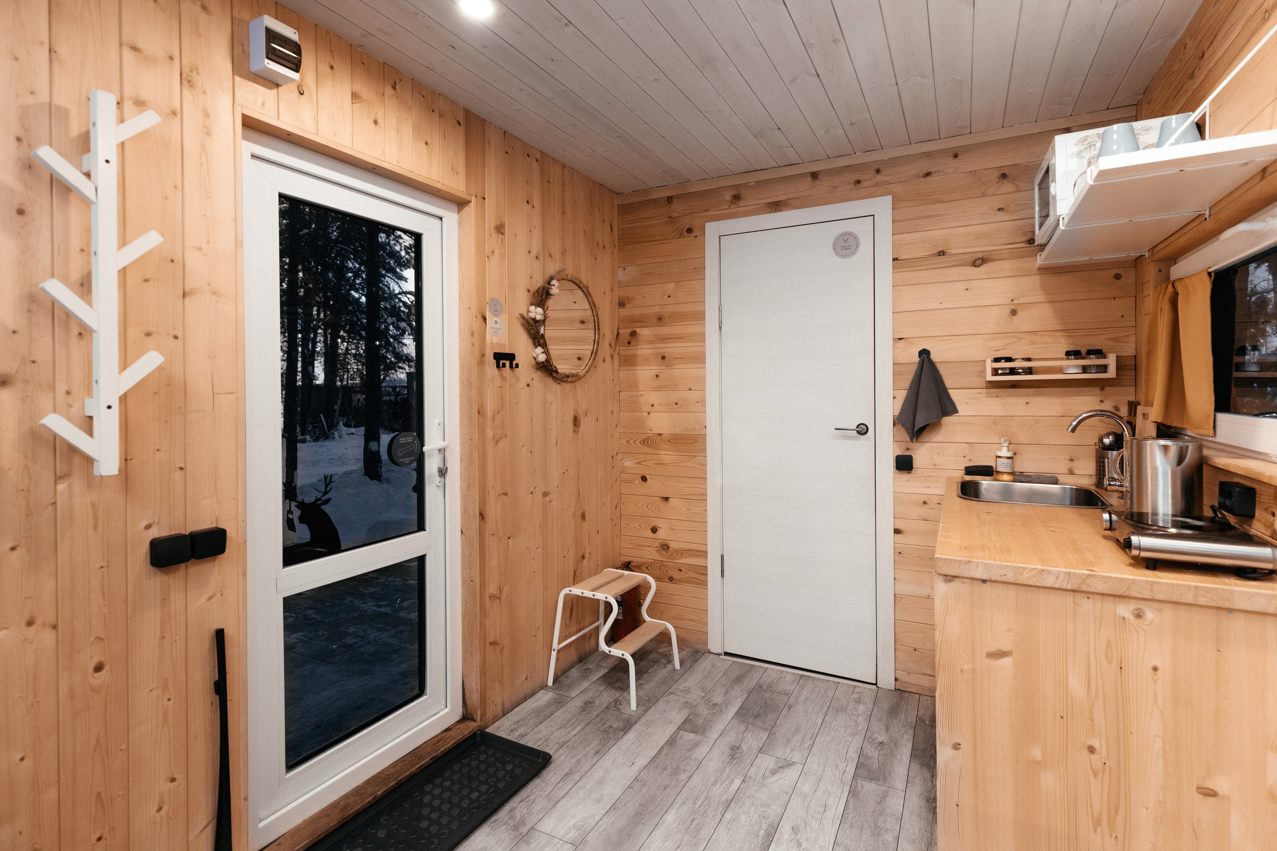 Дверь в лес. Фотограф для бизнеса Константин Брусницын в Екатеринбурге