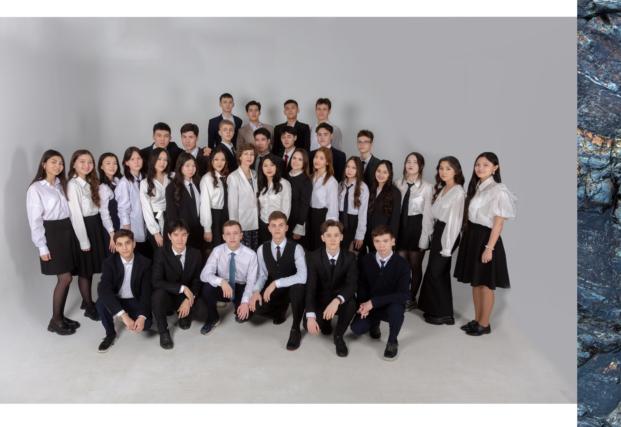 Новые дизайны для ваших альбомов. XPLACEMEDIA — Виньетки в Актобе. Выпускные альбомы в Актобе