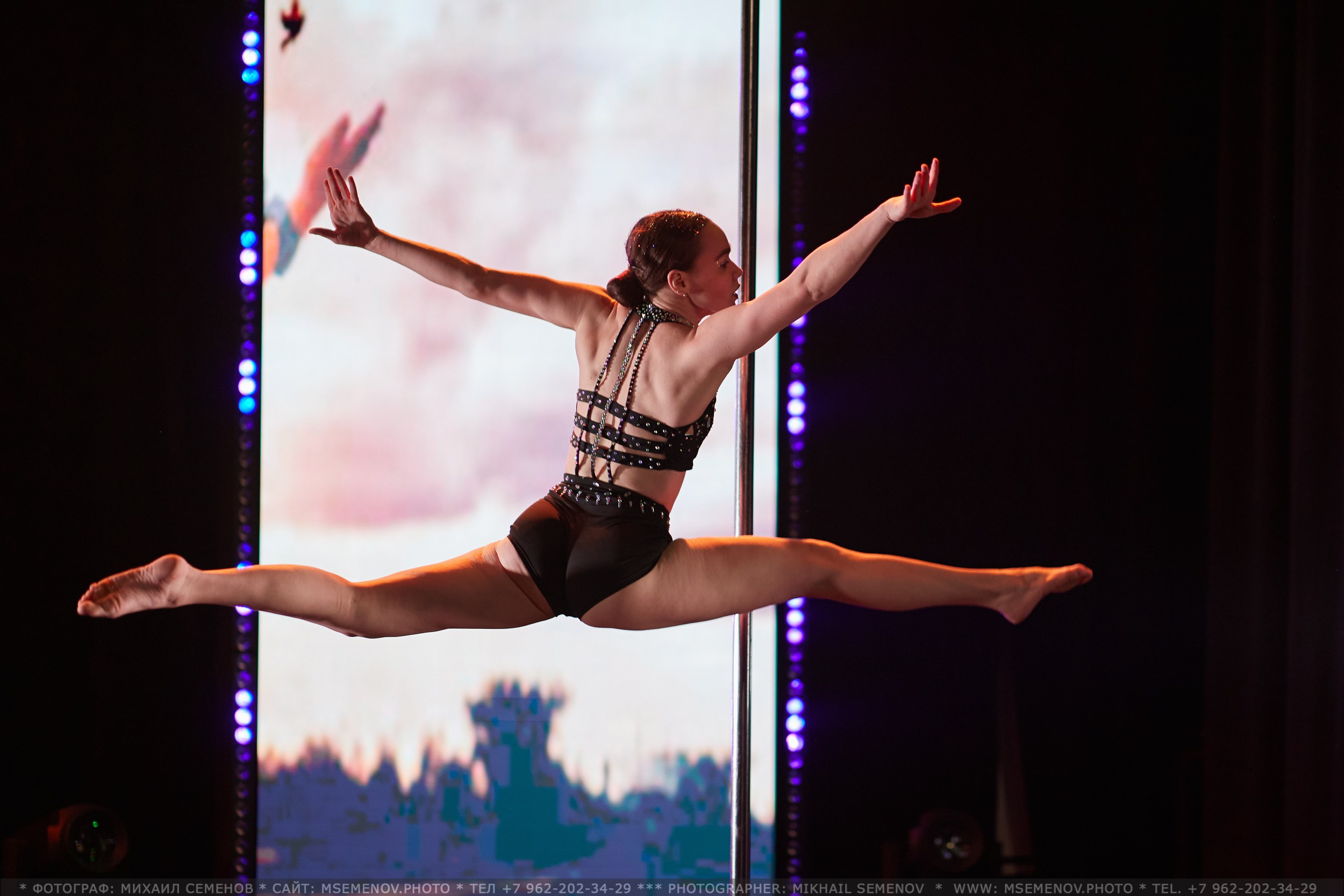 Анонс фоторепортажа с Концерта Грация. POLE DANCE. Photographer for business Mikhail Semenov. Aqua photo studio, photo school