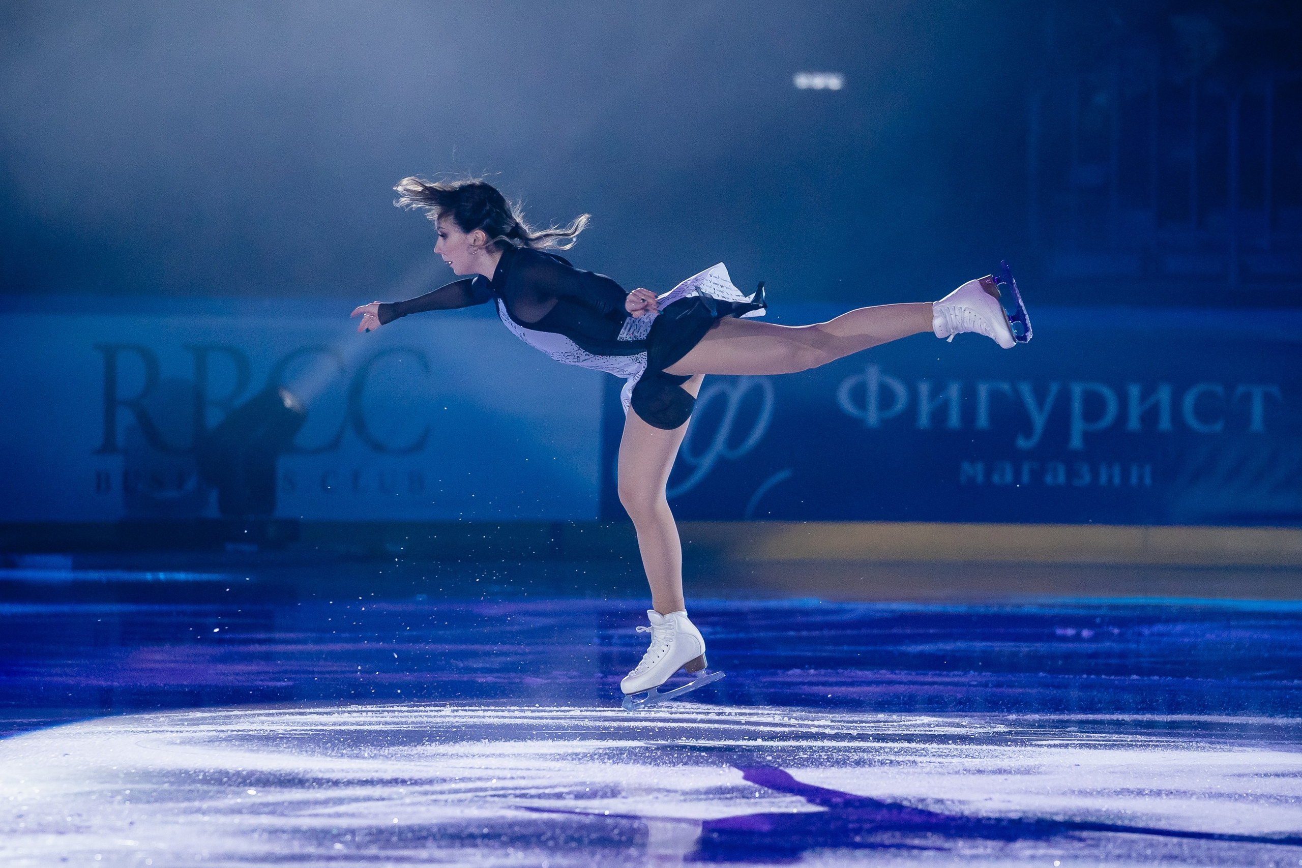 Шоу «Чемпионы на льду» в Новосибирске. Воробьева Ксения — Спортивный и танцевальный фотограф Новосибирск