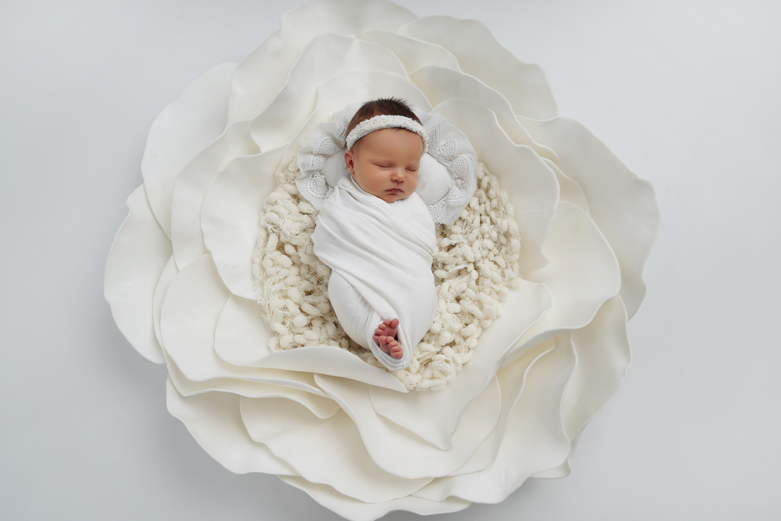 Фотосессия новорожденного (newborn). Фотограф новорожденных, детей до года и беременных в Симферополе