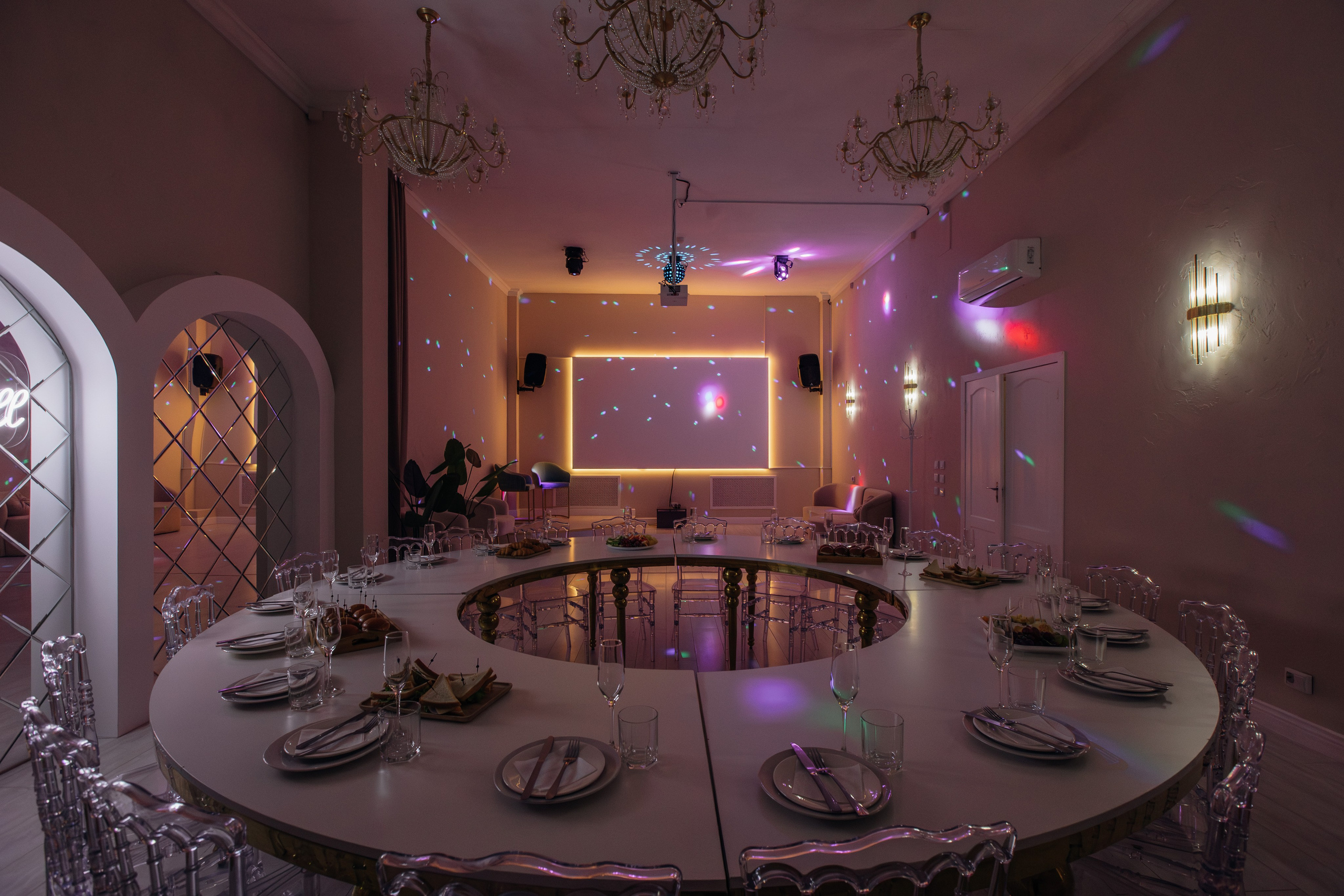 Банкетный зал Рубин Холл / Rubin Hall. Аренда лофта в СПб для мероприятий