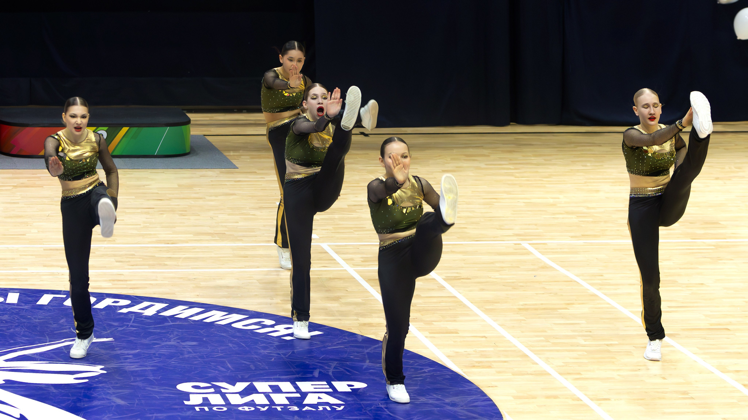 Фестиваль по фитнес-аэробике «Облачко» дисциплина «Аэробика». Выпускные альбомы и школьный фотограф в Подольске, Троицке, Щербинке, Москве и Московской области