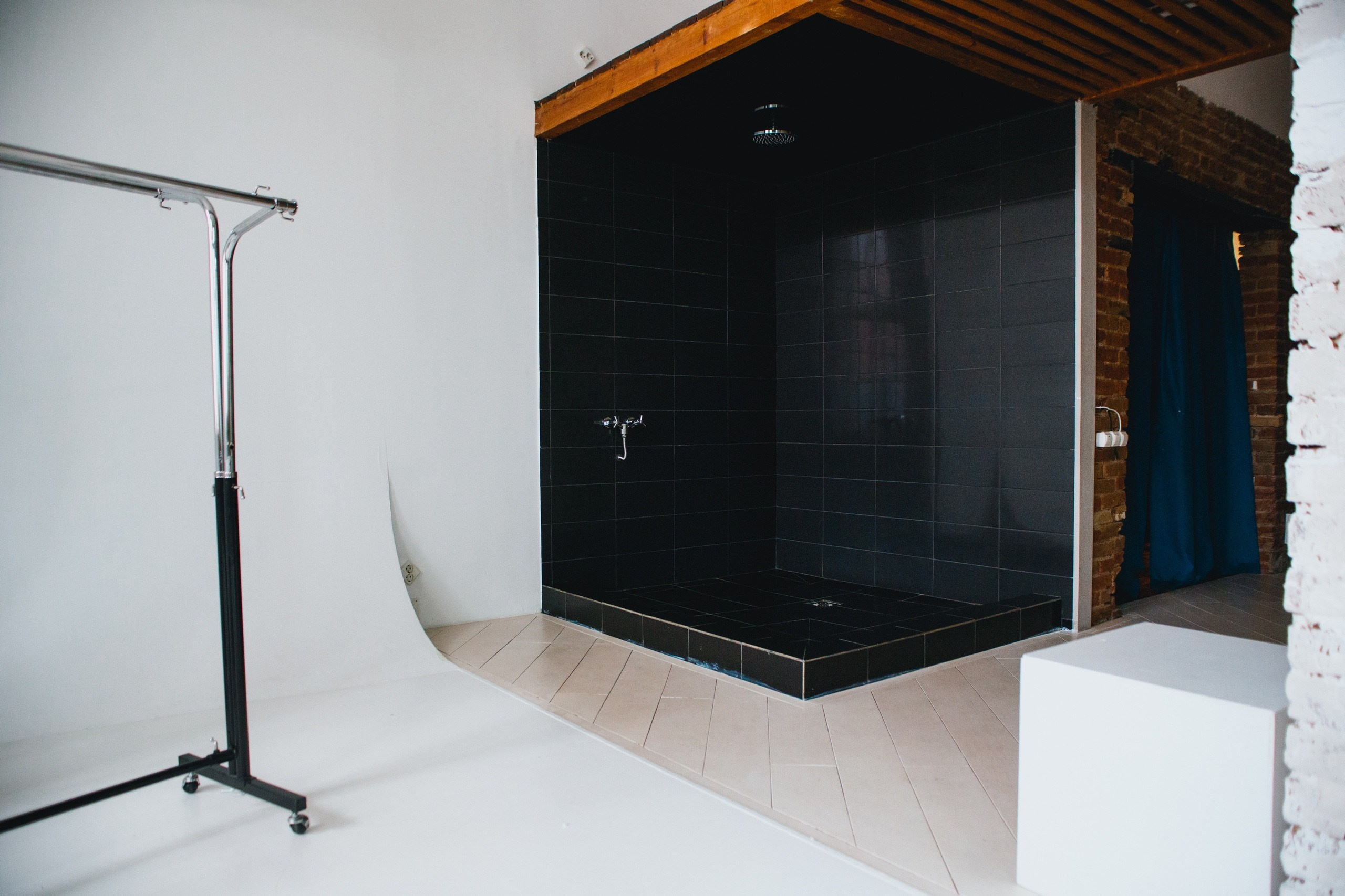 Эффективная предметная съемка в Новосибирске для онлайн-продаж.